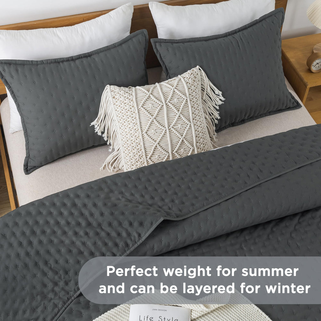 Andency Dark Grey King Size Quilt Bedding Set (106X96 Inch), 3 Pieces Soft Lightweight Bedspread Coverlet, Drak Gray Boho Summer