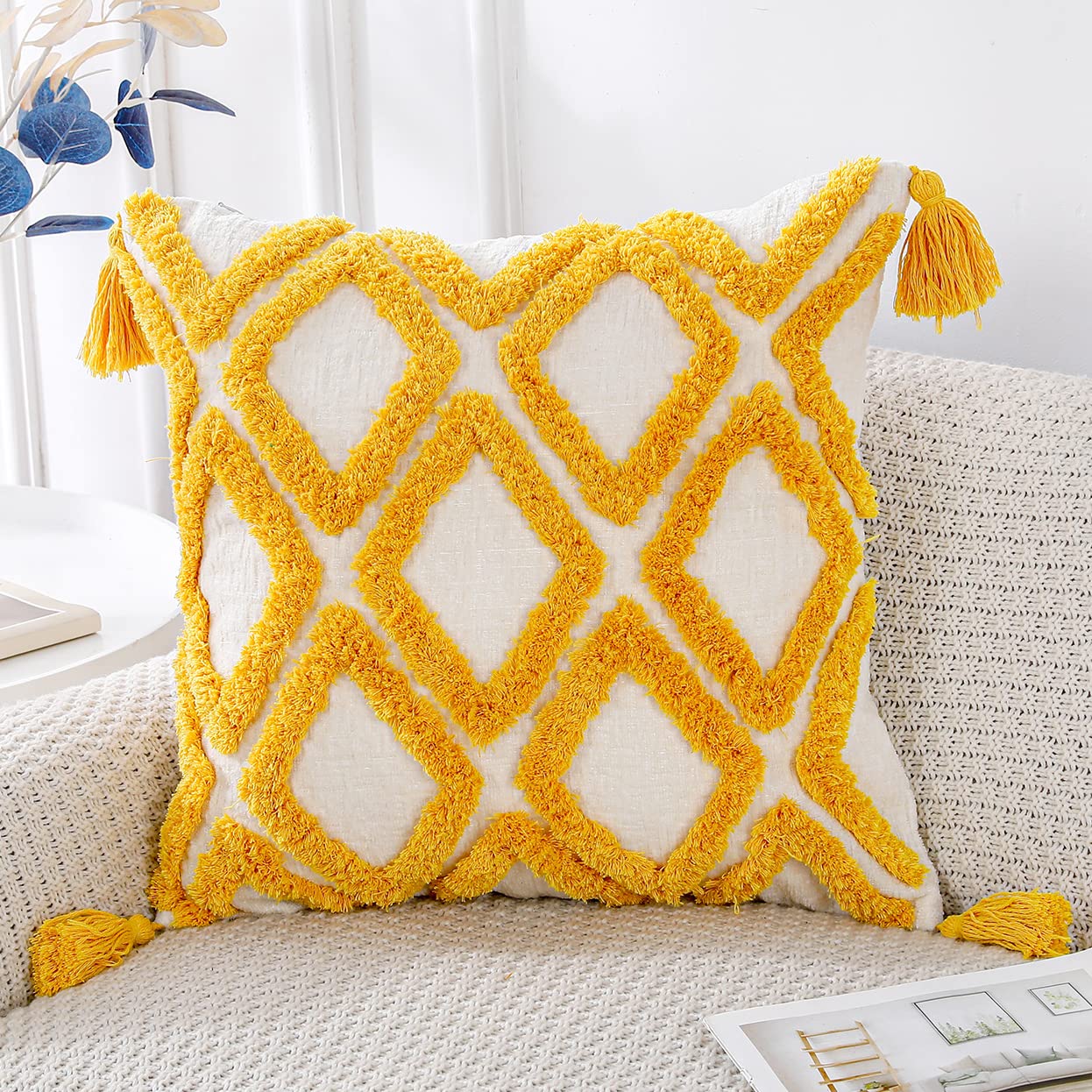 Panod Super Soft Farmhouse Decorative Plush Throw Pillow Covers 20 X 20 Yellow,Solid Diamond Pattern Tufted With Tassels Modern