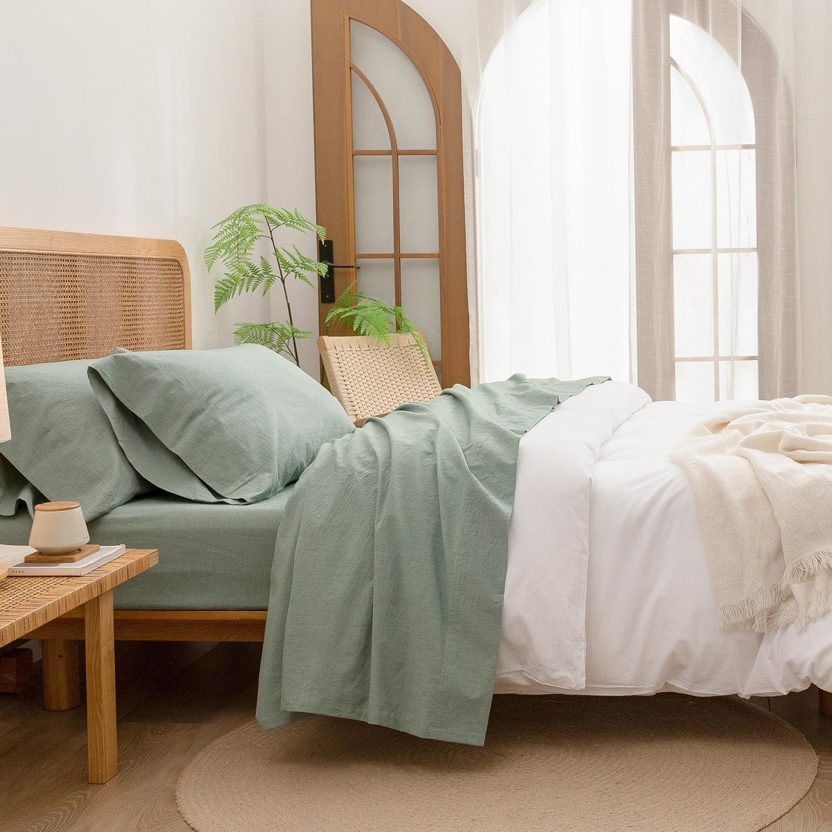 BESTOUCH Sheet Set 100% Washed Cotton Linen Feel Super Soft Comfortable Chic Lightweight 4 Pcs Home Bedding Set Solid Green Quee