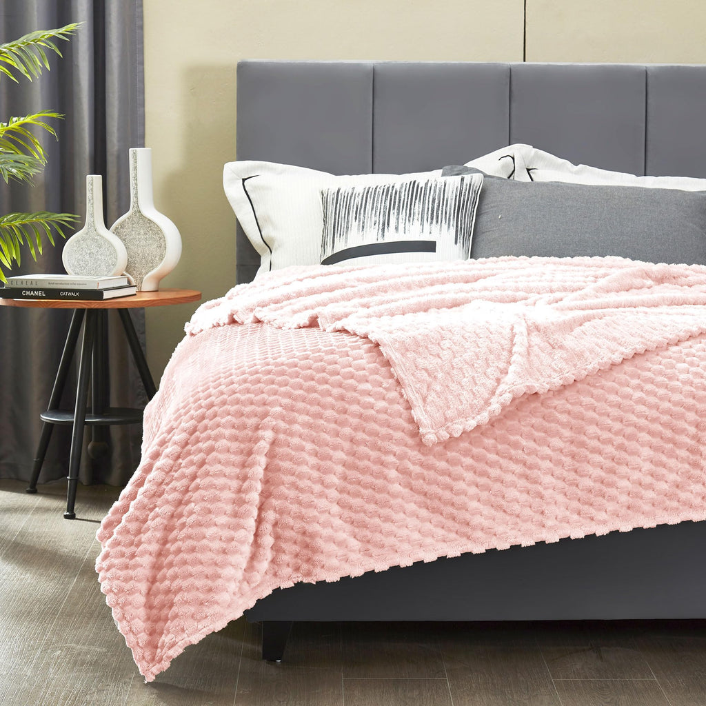 Dreamnine Decorative Soft Fuzzy Large Flannel Fleece Bed Blanket King Size 108'' X 90'', Luxury Cute 3D Patterned Plush Velvet B