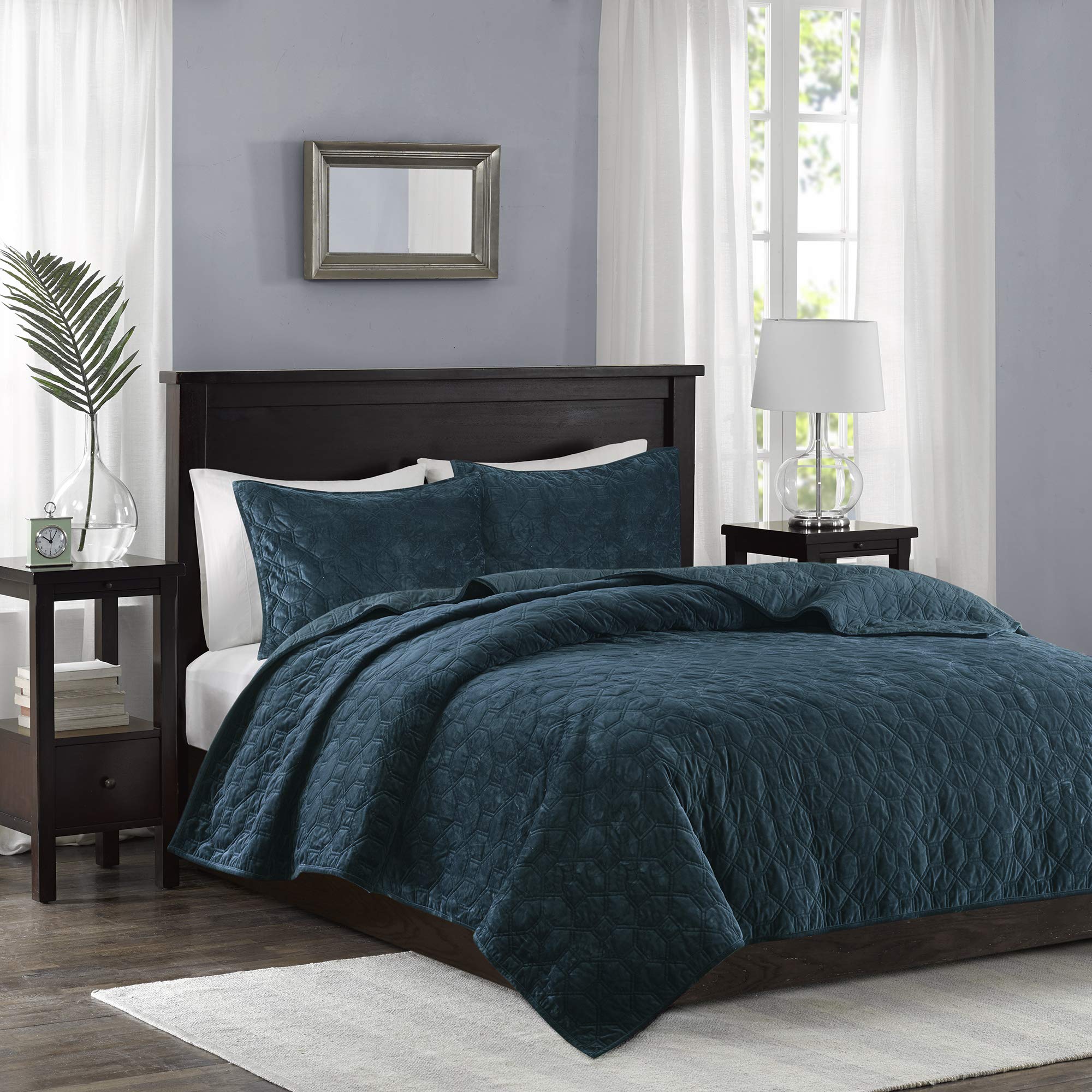 Madison Park Harper Quilt Set Velvet Casual Geometric Stitching Design All Season, Lightweight Coverlet, Cozy Bedding, Matching Shams, King/Cal King(104'X94'), Teal 3 Piece
