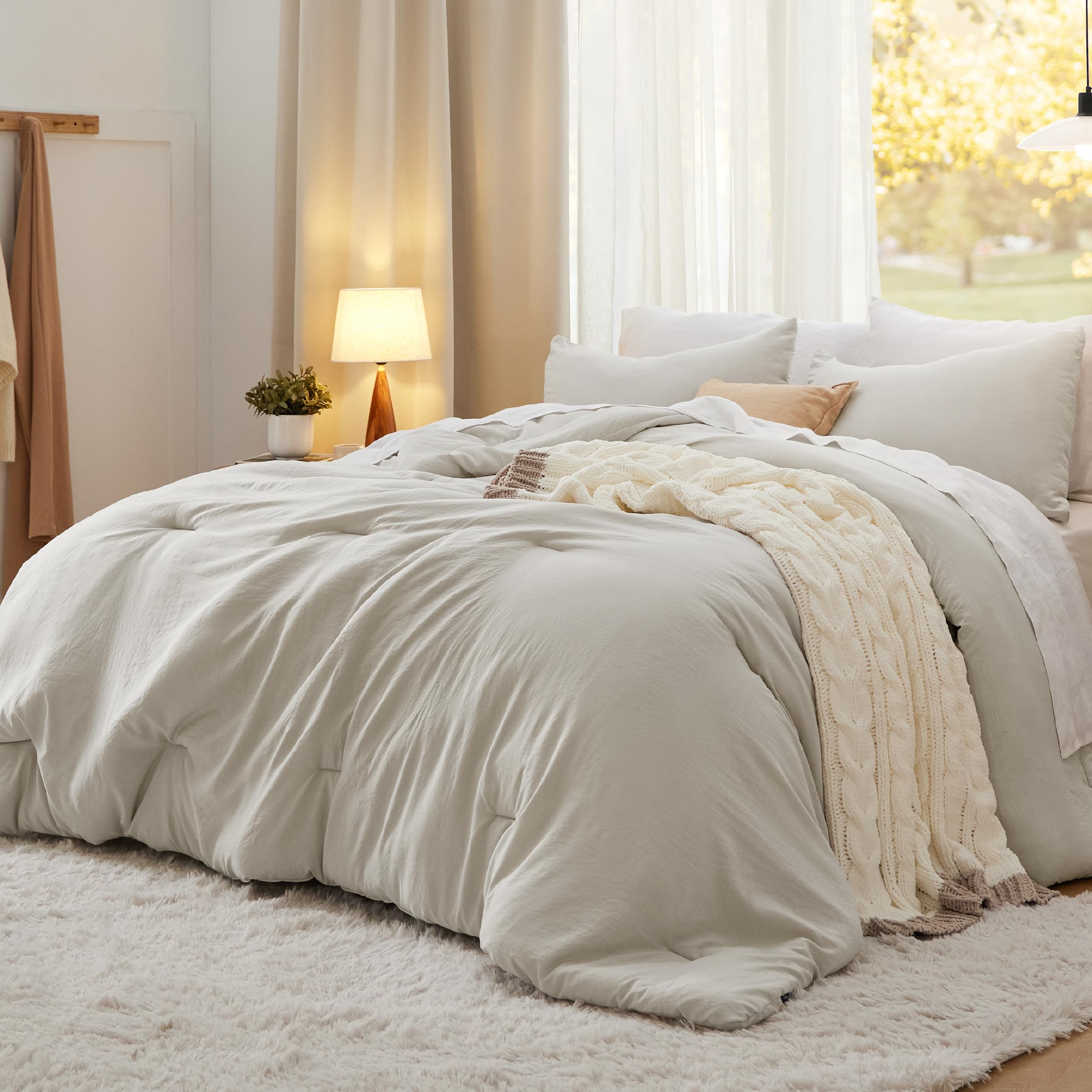 Bedsure Oversized King Comforter Set, Beige Soft Prewashed Bed Comforter For All Seasons, 3 Pieces Warm Bedding Sets, 1 Lightwei