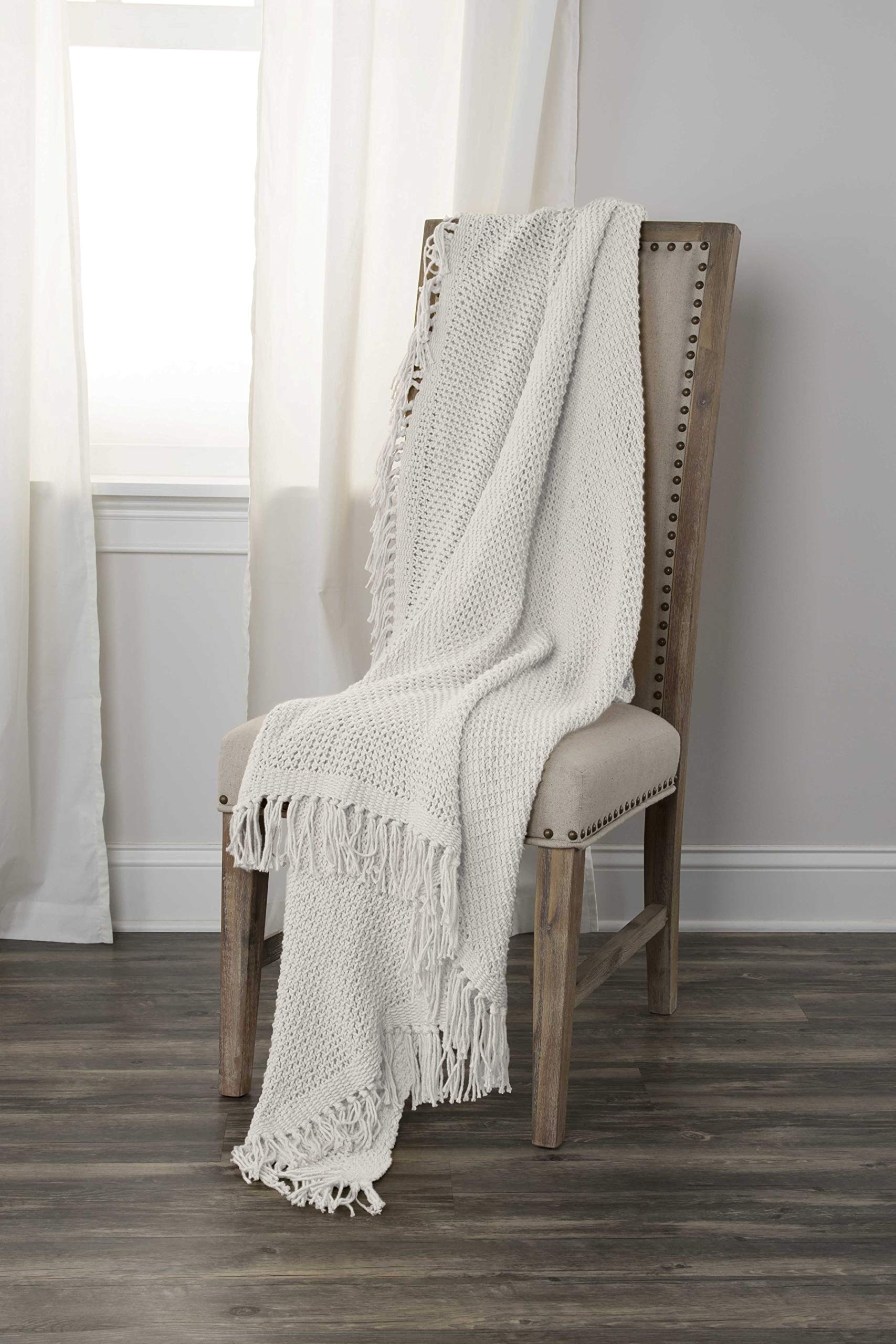 Rizzy Home | TH0433 | Throw | 50"x60" White Solid Woven