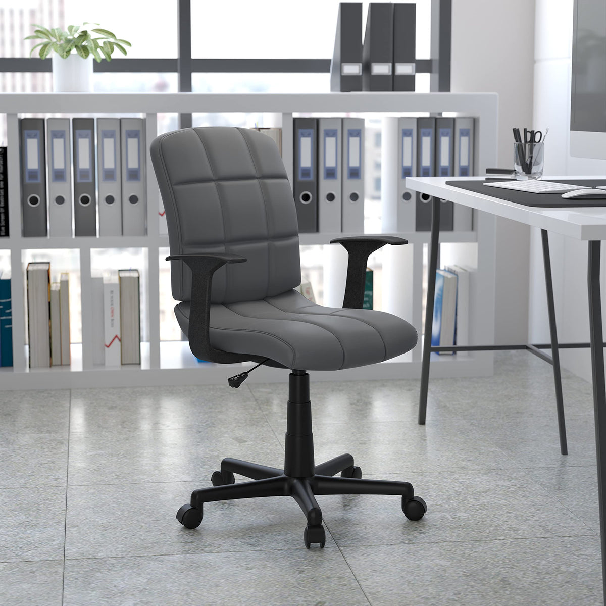 Flash Furniture Clayton Mid Back Swivel Task Chair with Arms - Gray Vinyl Upholstery - Tufted Back and 360?Swivel