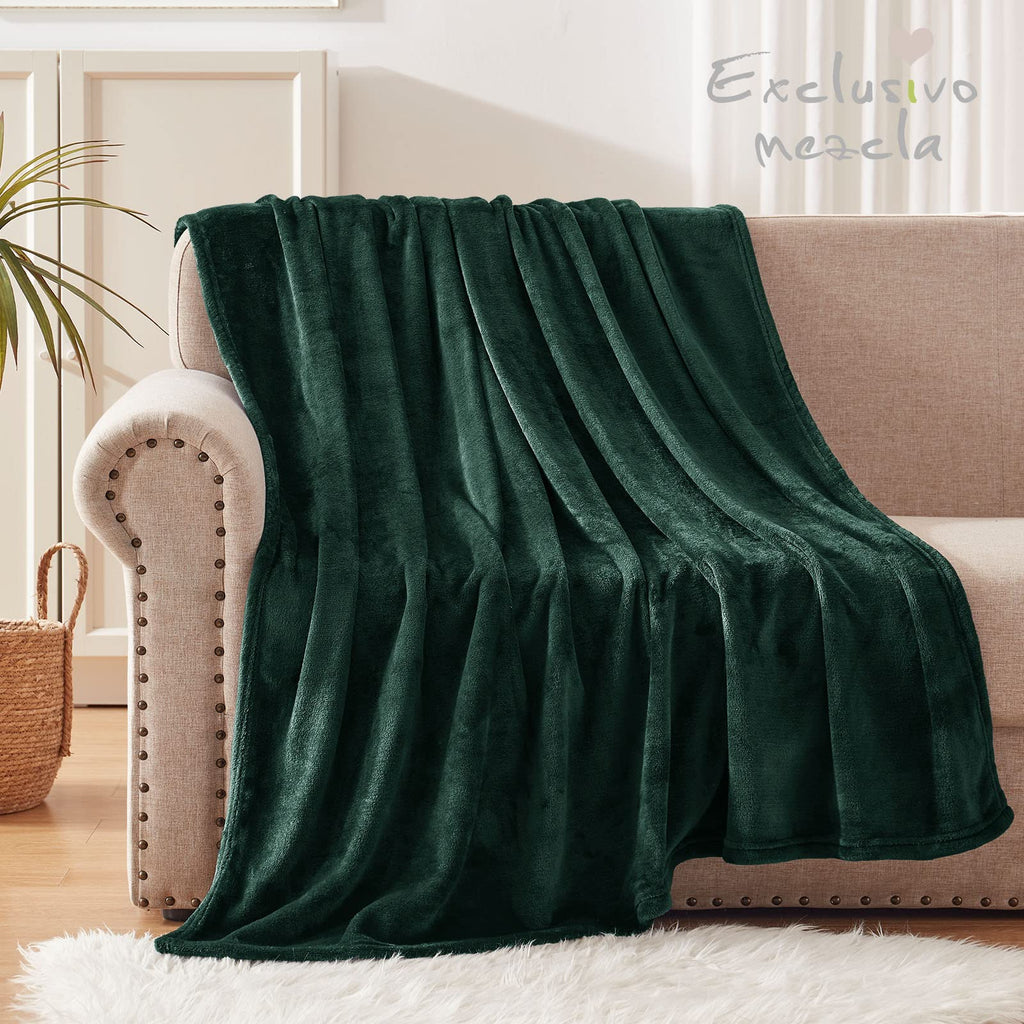 Exclusivo Mezcla Extra Large Fleece Throw Blanket For Couch, Sofa, 300Gsm Super Soft And Warm Blankets, Forest Green Throw All S
