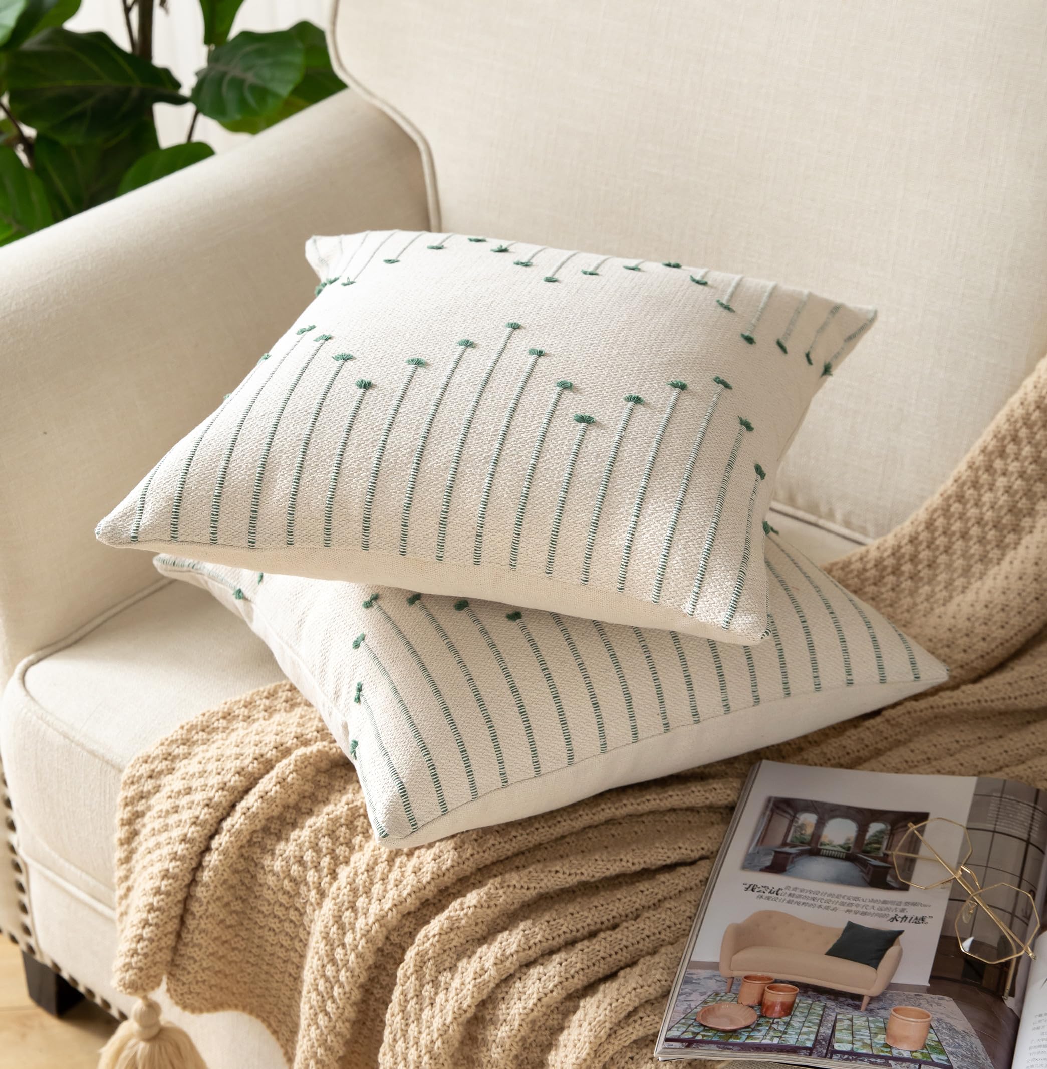Caflife Boho Throw Pillow Covers 24X24 Set Of 2 Decorative Pillows For Bed, Neutral Pillow Covers Beige With Green Line Throw Pi