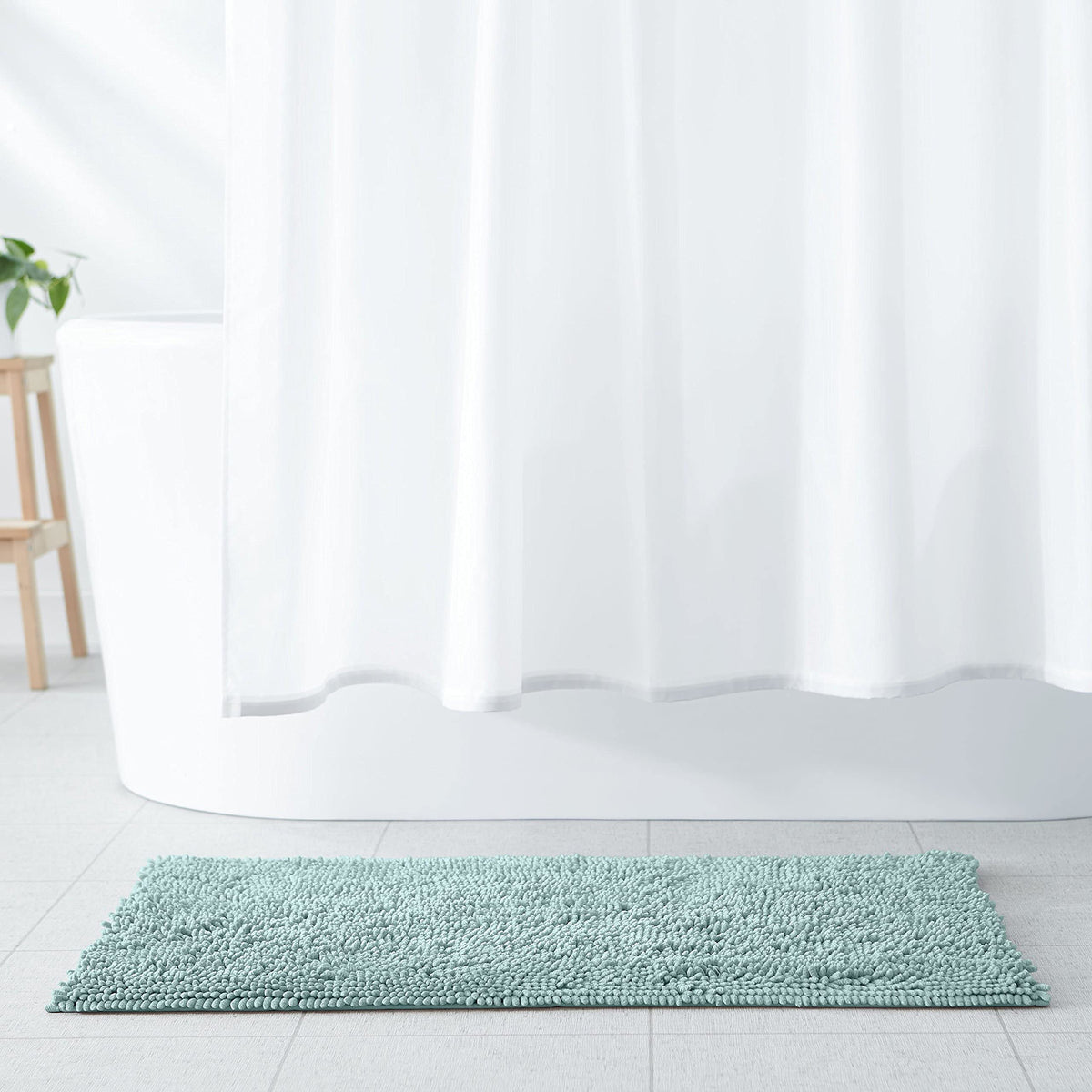 Amazon Basics Bathroom Rugs, Extra Soft Absorbent Shag Bath Rugs, Non-Slip, Dry Quickly, Machine Washable, Bath Mats for Bathroo