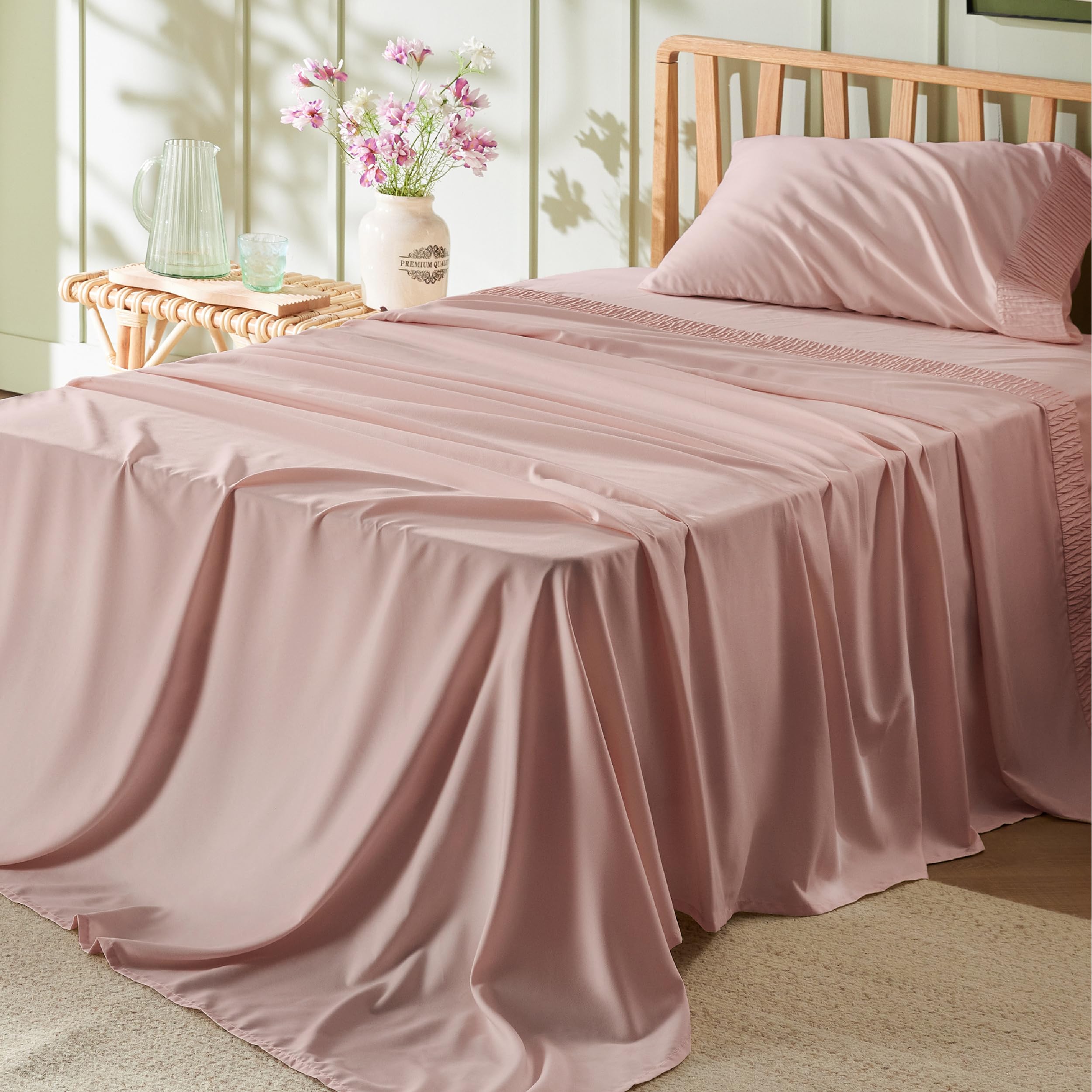 Bedsure Twin Sheets Set - Soft Twin Bed Sheets, 3 Pieces Hotel Luxury Dusty Pink Sheets Twin, Easy Care Polyester Microfiber Coo
