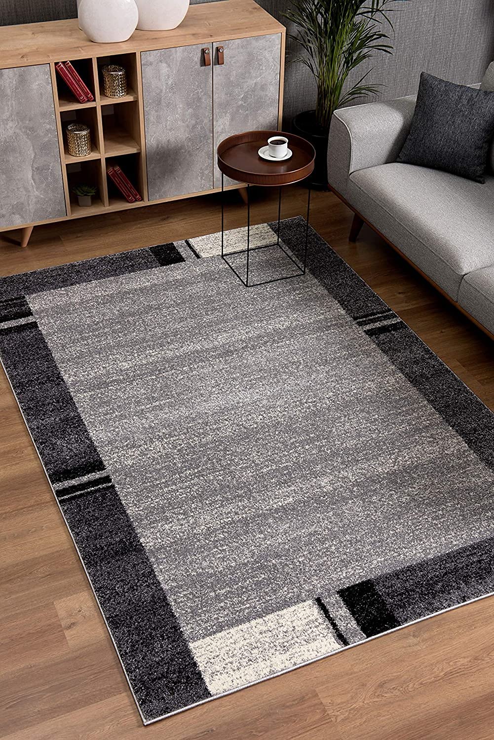 HomeRoots Grey 100% Twisted Polyester 5â€ x 8â€ Gray Modern Bordered Area Rug
