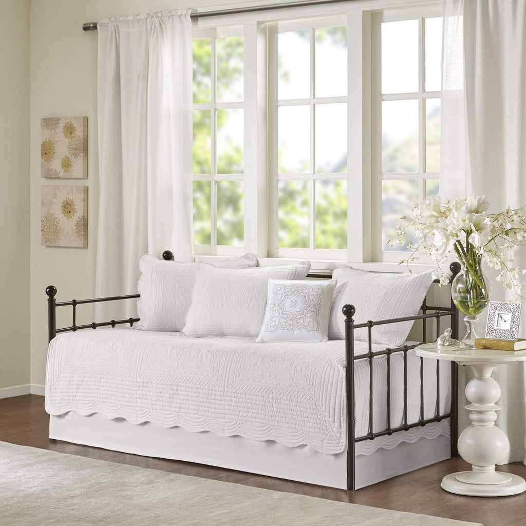 Madison Park Tuscany Daybed Cover Set-Trendy Damask Quilting With Scalloped Edges All Season Luxury Bedding With Bedskirt, Matching Shams, Decorative Pillow, White, 39'X75', 6 Piece