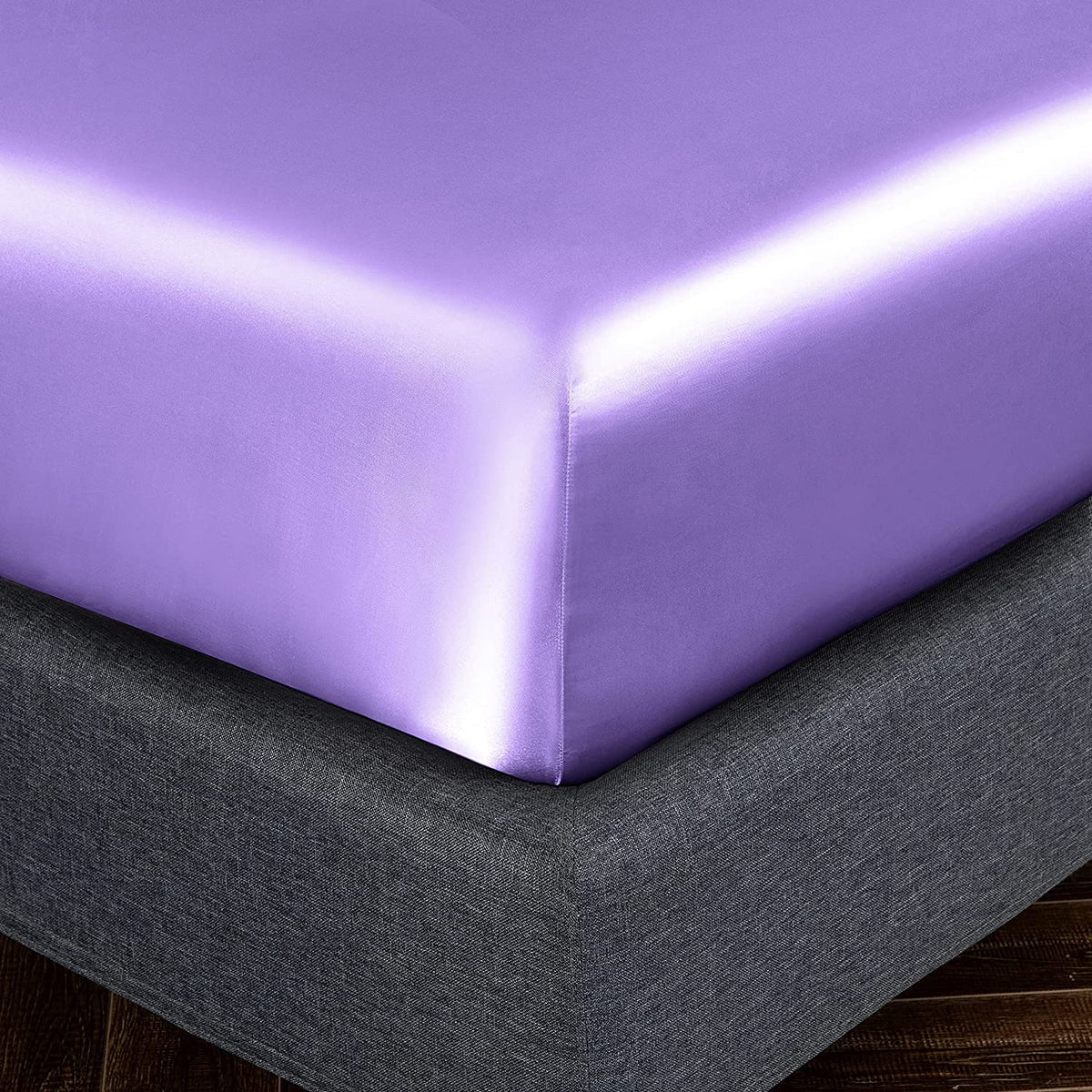 Homiest Lavender Satin Fitted Sheet Queen Size Fitted Bed Sheet, Deep Pocket Fitted Sheet Only, Luxury & Ultra Soft Bedding Fitted Sheet Single Bottom Bed Sheets Sold Separately