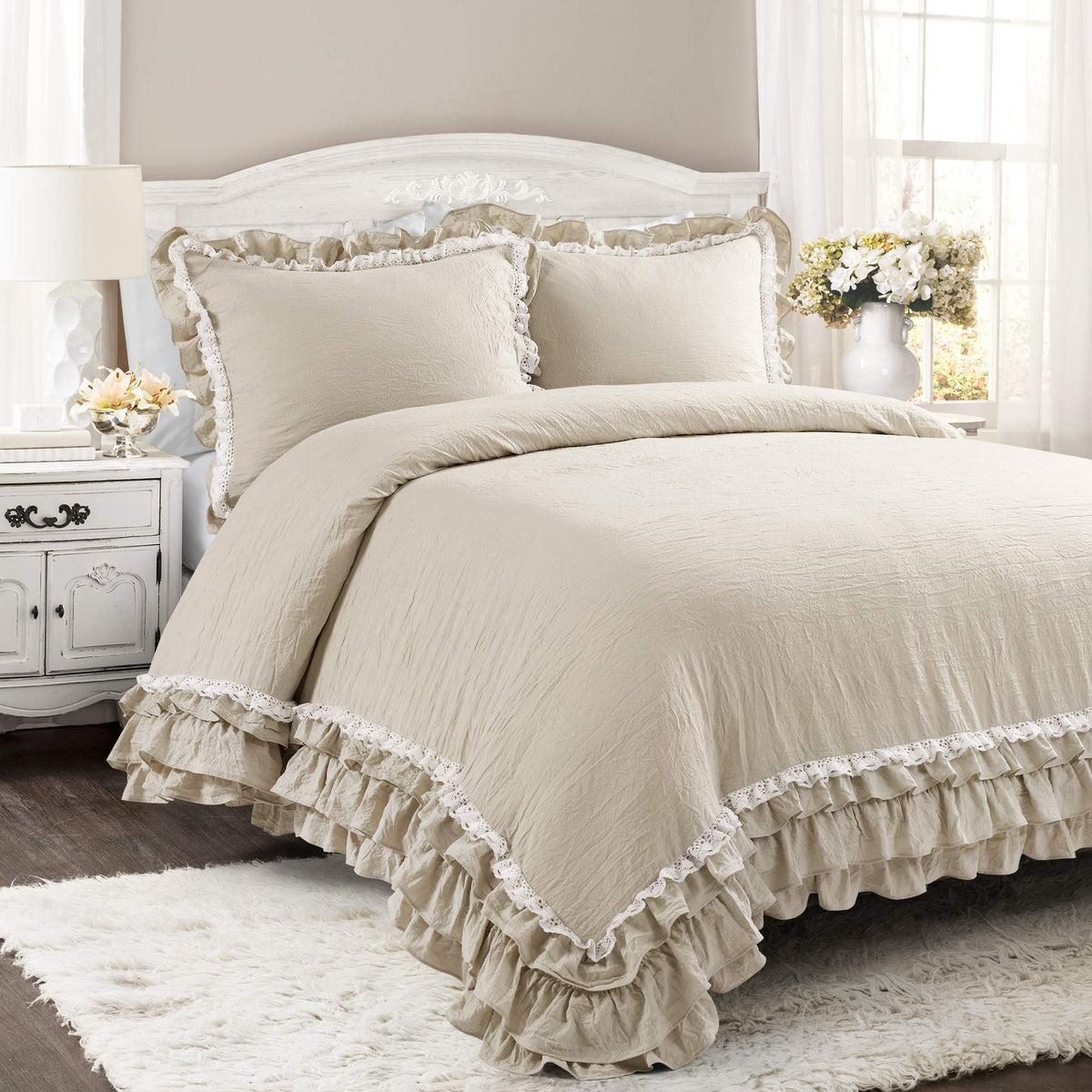 Lush Decor Ella Shabby-Chic Ruffle Lace 3-Piece King Comforter Set (Neutral)