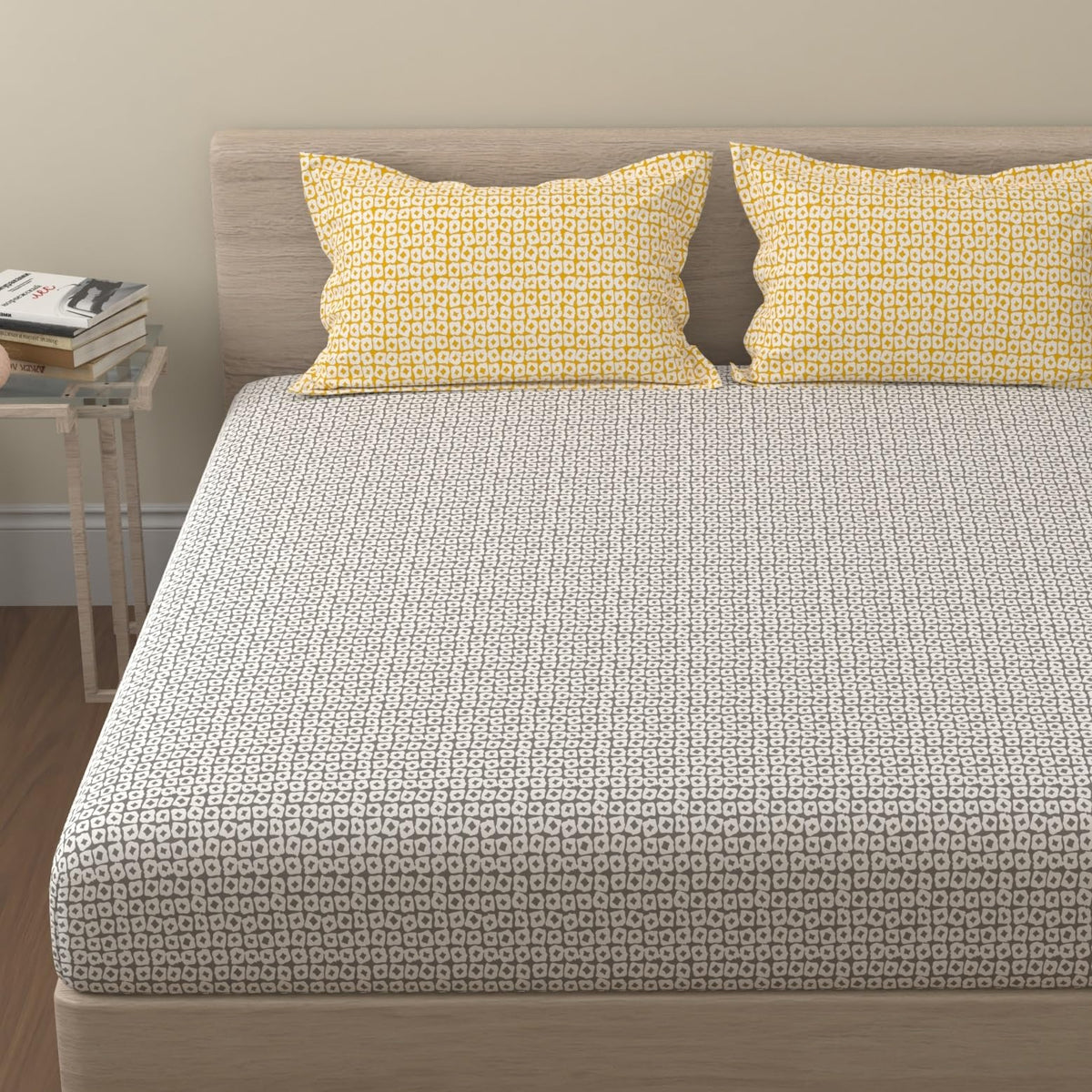 Huesland by Ahmedabad Cotton 144 TC Cotton Bed Sheets for Double Bed with 2 Pillow Covers | Grey & Yellow