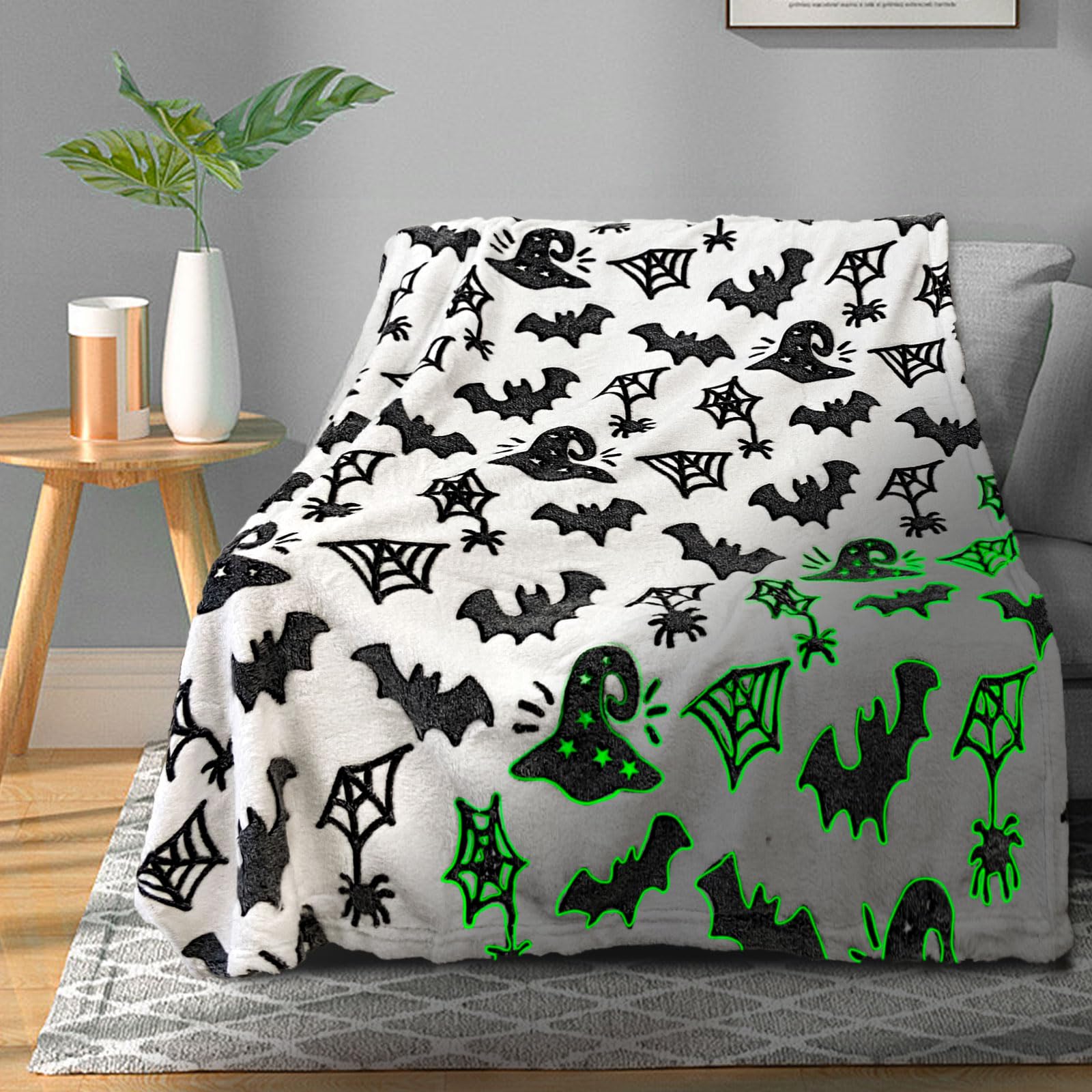 Tehalk Cute Halloween Blanket For Kids, Bat Blanket For Boys/Girls/Toddler, For Kids/Teens/Women/Men, Spooky Blanket For Adults,