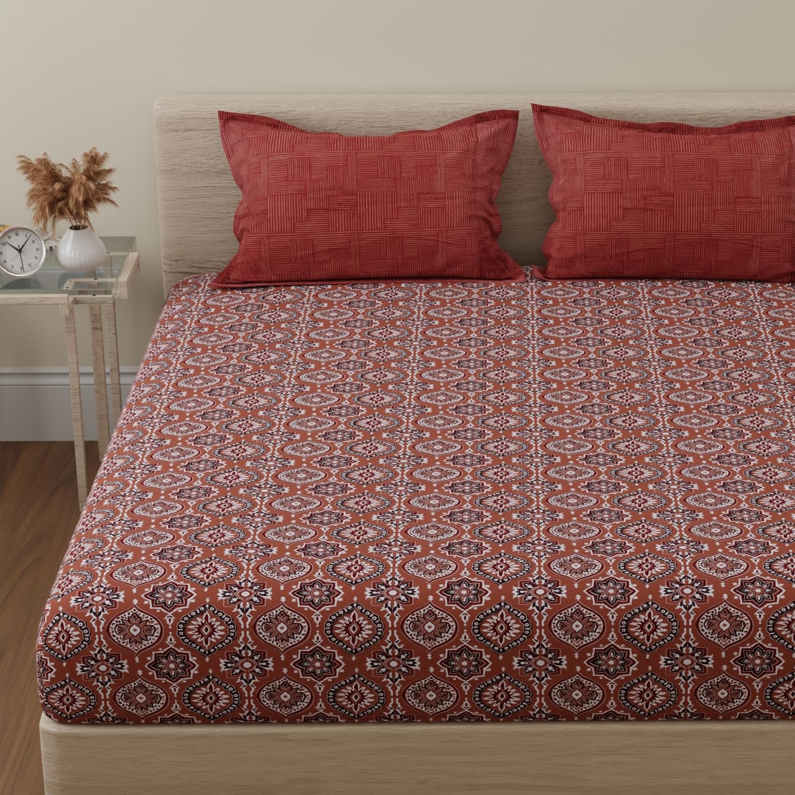 Huesland By Ahmedabad Cotton 144 Tc Double Bedsheet Cotton With 2 Pillow Covers | Brown & White