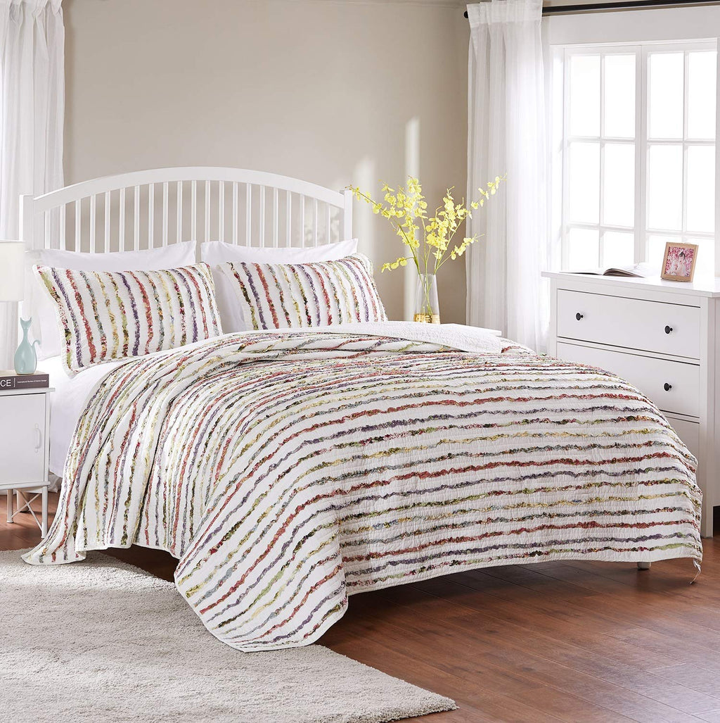 Greenland Home Bella Ruffle 100% Cotton Ruffle-Embellished Quilt Set, 2-Piece Twin, Multicolor