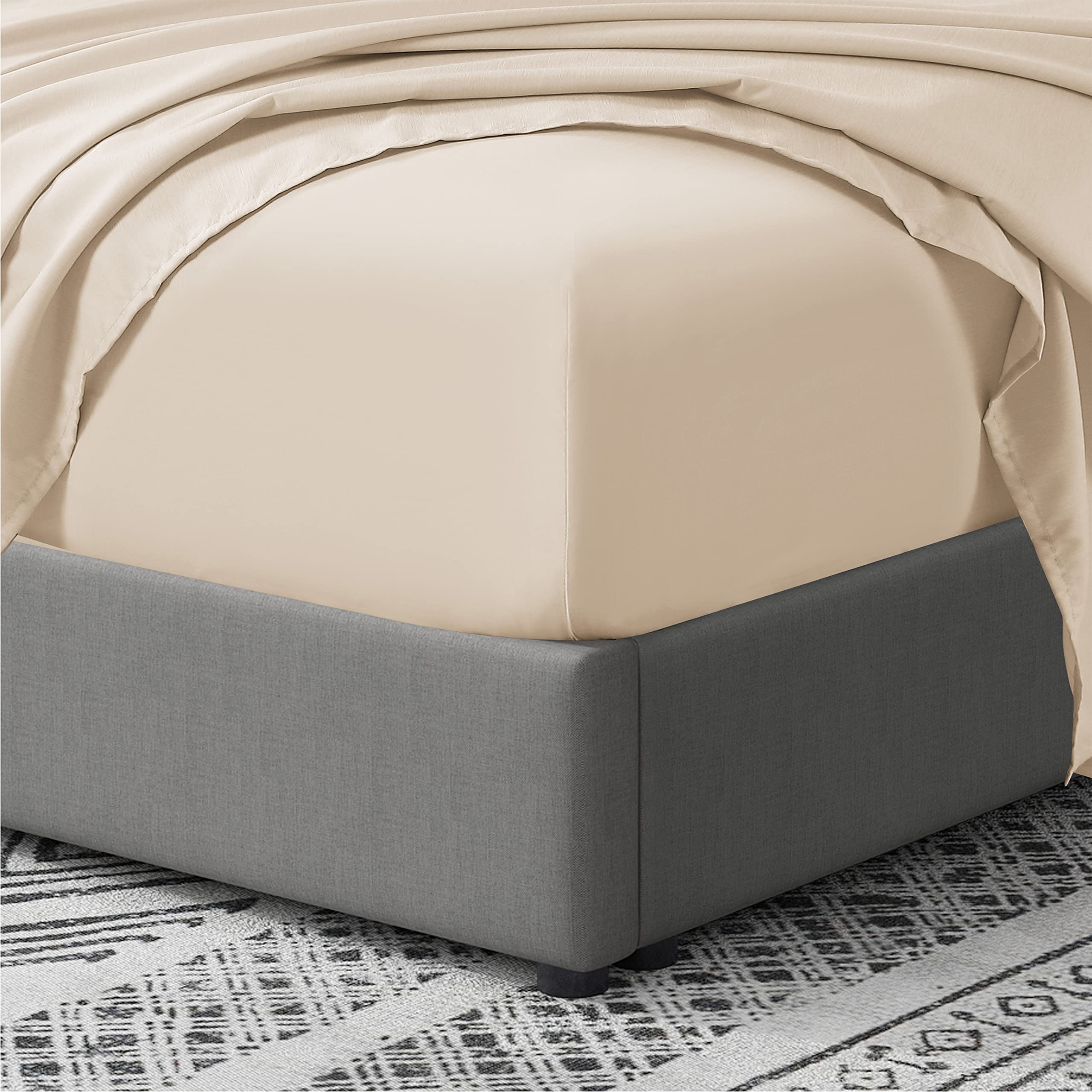 Cathay Home Full Fitted Sheet - Double Brushed Ultra Soft – Wrinkle & Fade Resistant - 14' Standard Pocket Fitted Sheet Only - Good Fit For 12'-16' Deep Mattress (Full, Cream)