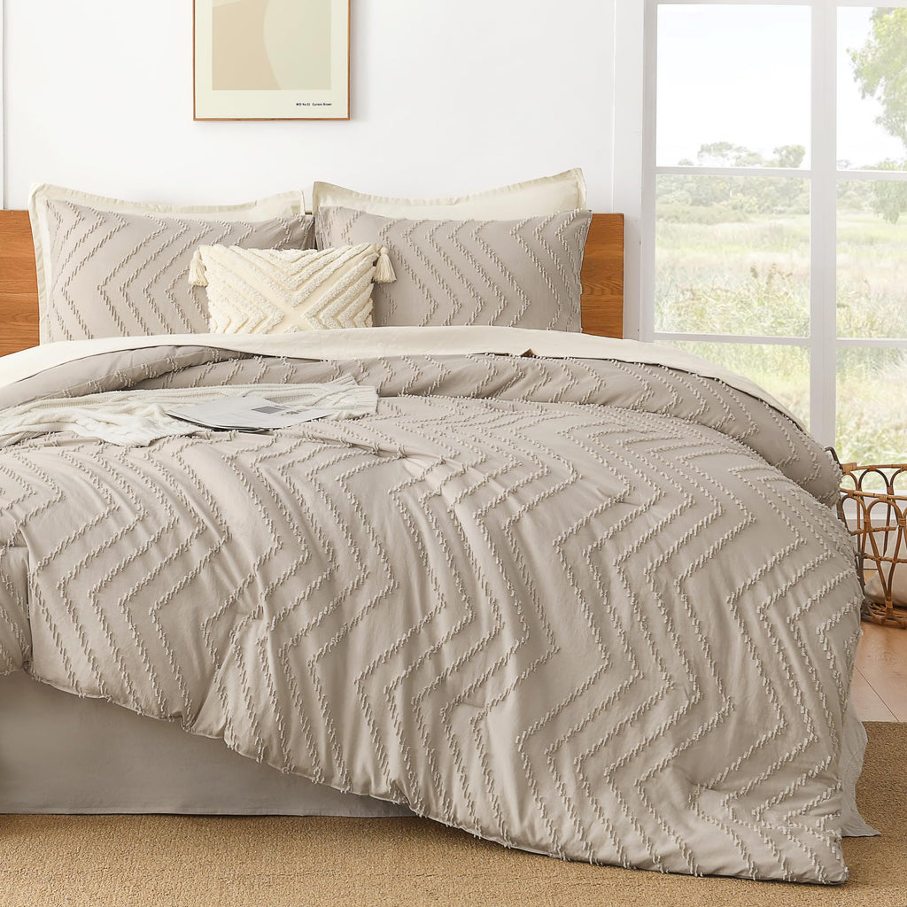 Litanika Khaki King Comforter Set, 3 Pieces Lightweight Tufted Bedding Sets, Down Alternative Comforter Fluffy Bed Set Gift Choi