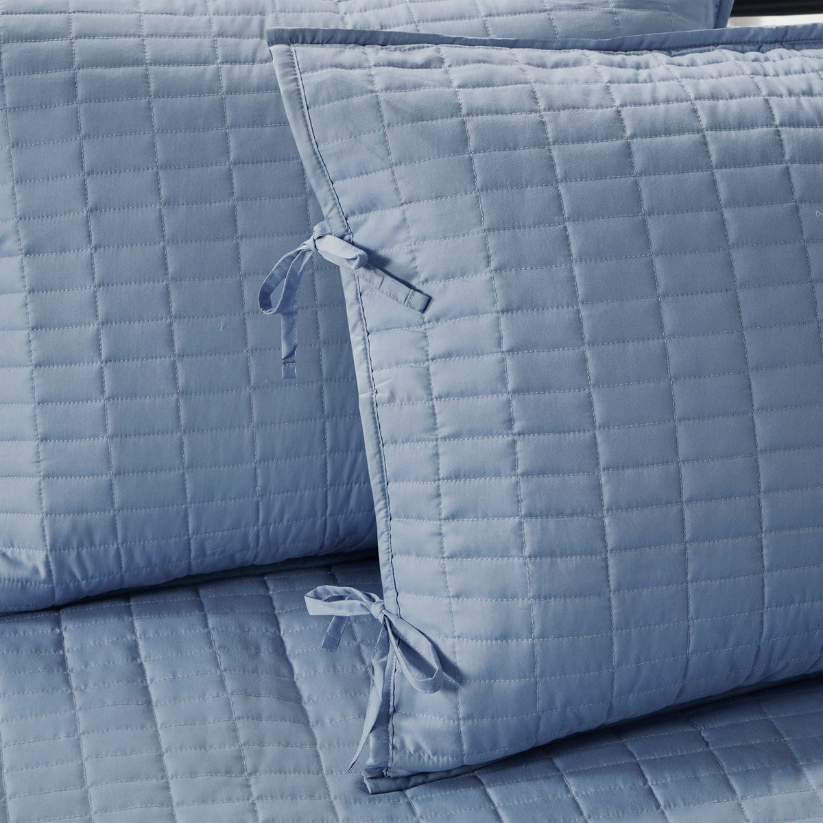 Comfort Spaces Daybed Cover- Luxe Double Sided -Quilting, All Season Cozy Bedding With Bedskirt, Matching Shams, 75'X39' Blue 5