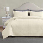 Maple&Stone Quilt Set King Size, Lightweight Off-White Bedspread Ultrasonic Chevron Pattern Light Coverlet For All Season Comfor