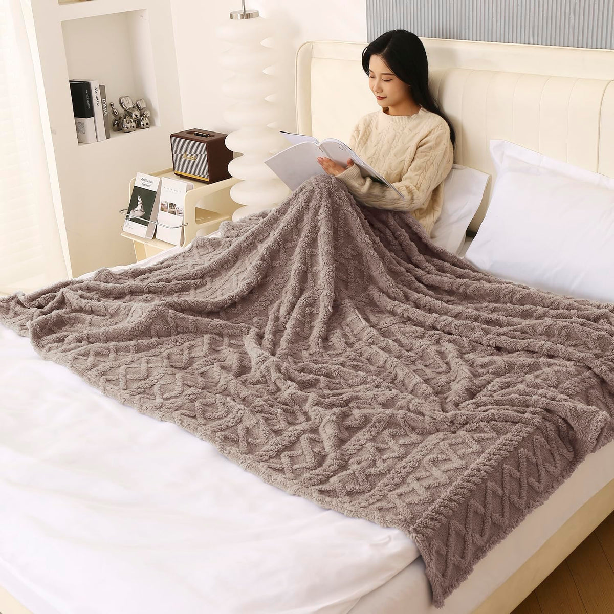 HOKIPO Fleece AC Throw Blanket Double Bed Queen, 200X230 Cm / 6.5X7.5 Feet, Latte Brown (AR5743BRN)