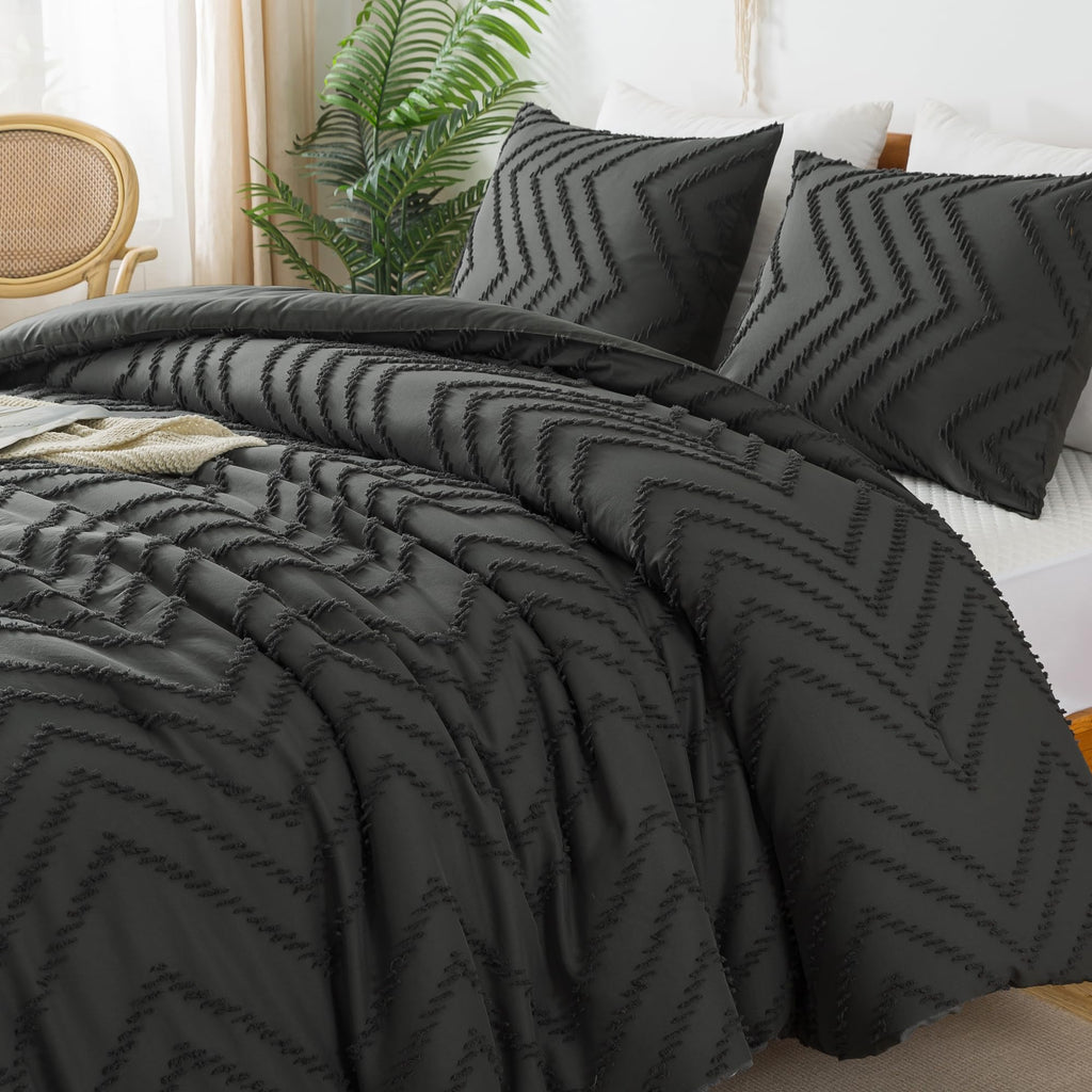Litanika Dark Gray Queen Size Comforter Sets, 3 Pieces Lightweight Grey Chevron Tufted Bedding Comforter Set, Fluffy Down Altern