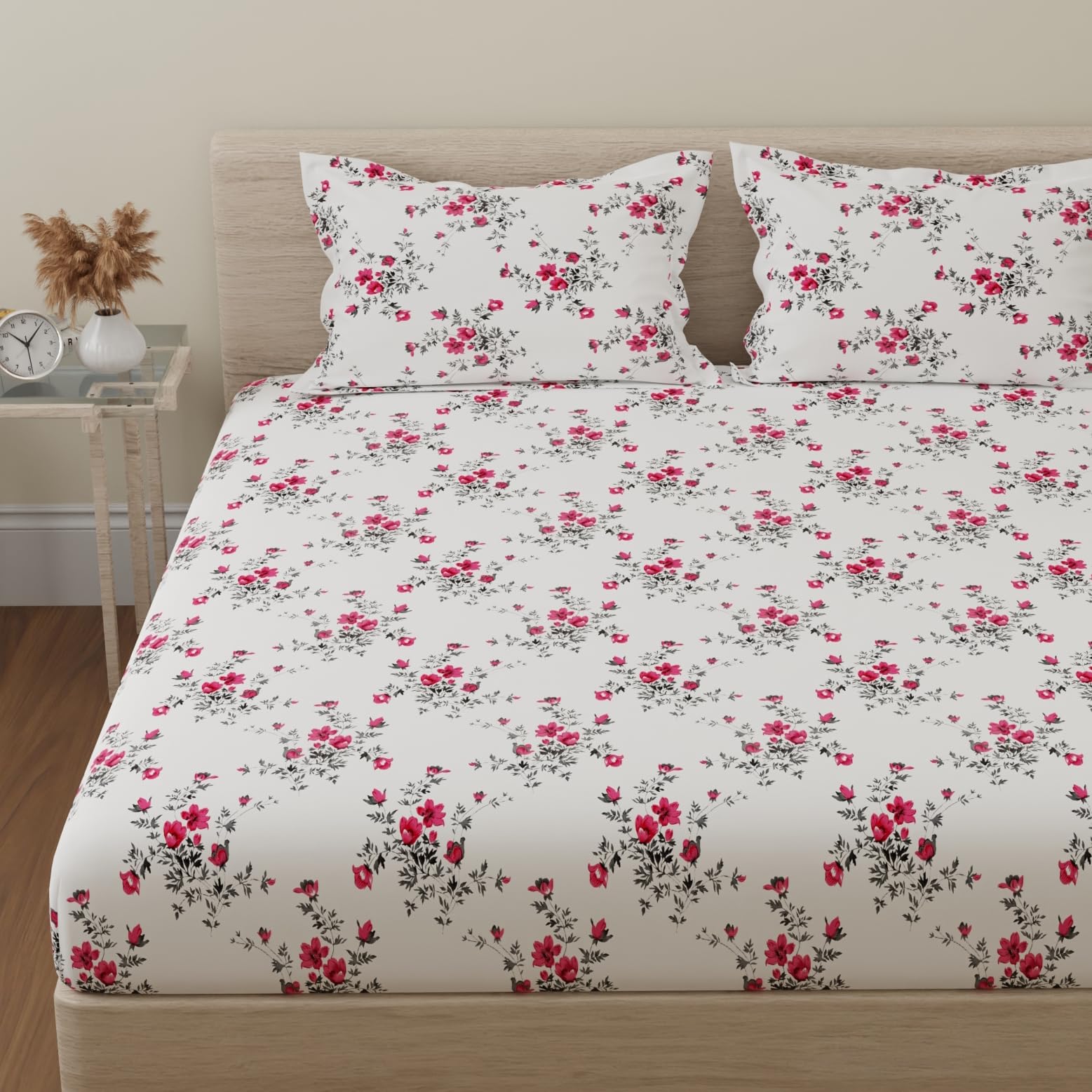 Huesland By Ahmedabad Cotton 144 Tc Cotton King Size Bedsheet With 2 Pillow Covers  White, Pink(9Ft X 9Ft)