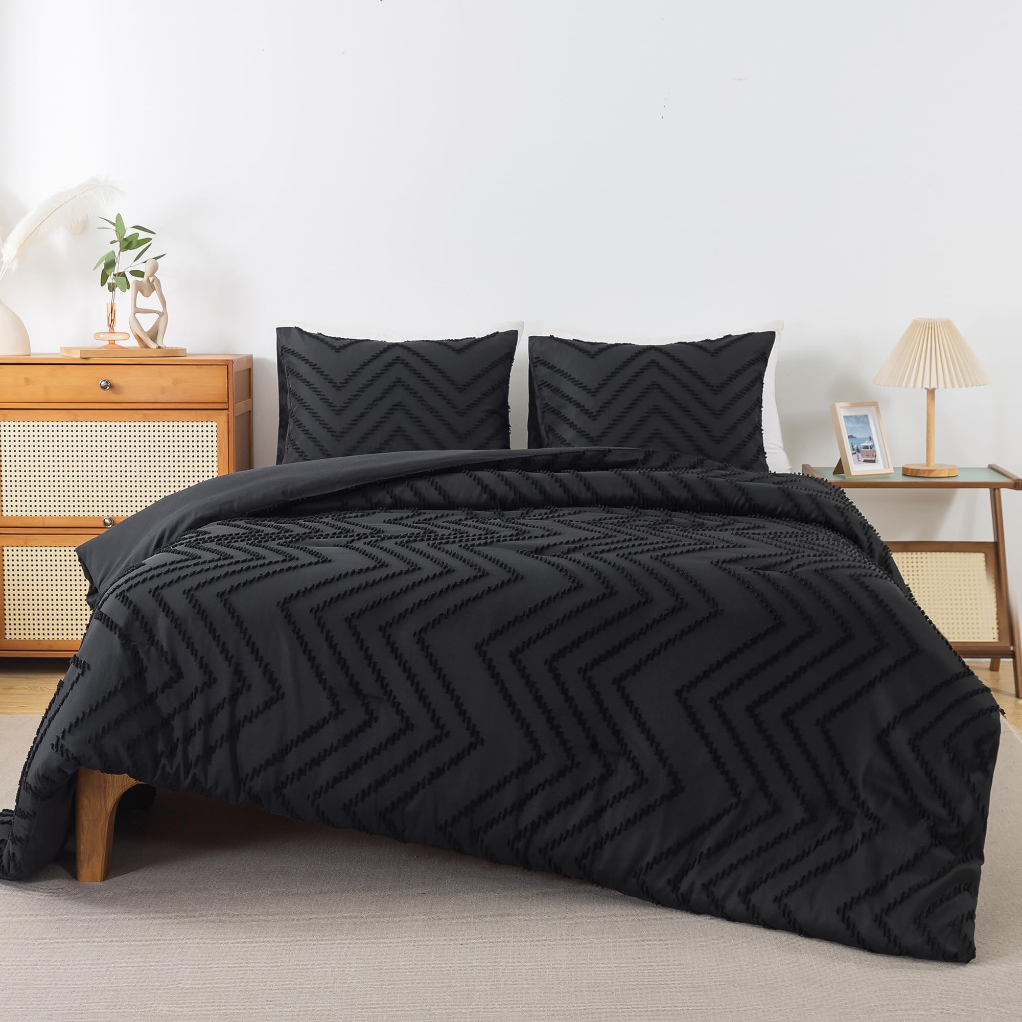 Andency Black Comforter Full Size, Boho Soft Fluffy Warm Lightweight Bedding Comforter Sets For Full Bed, 3 Pieces Chevron Tufted Aesthetic Microfiber Lightweight Comforter Set