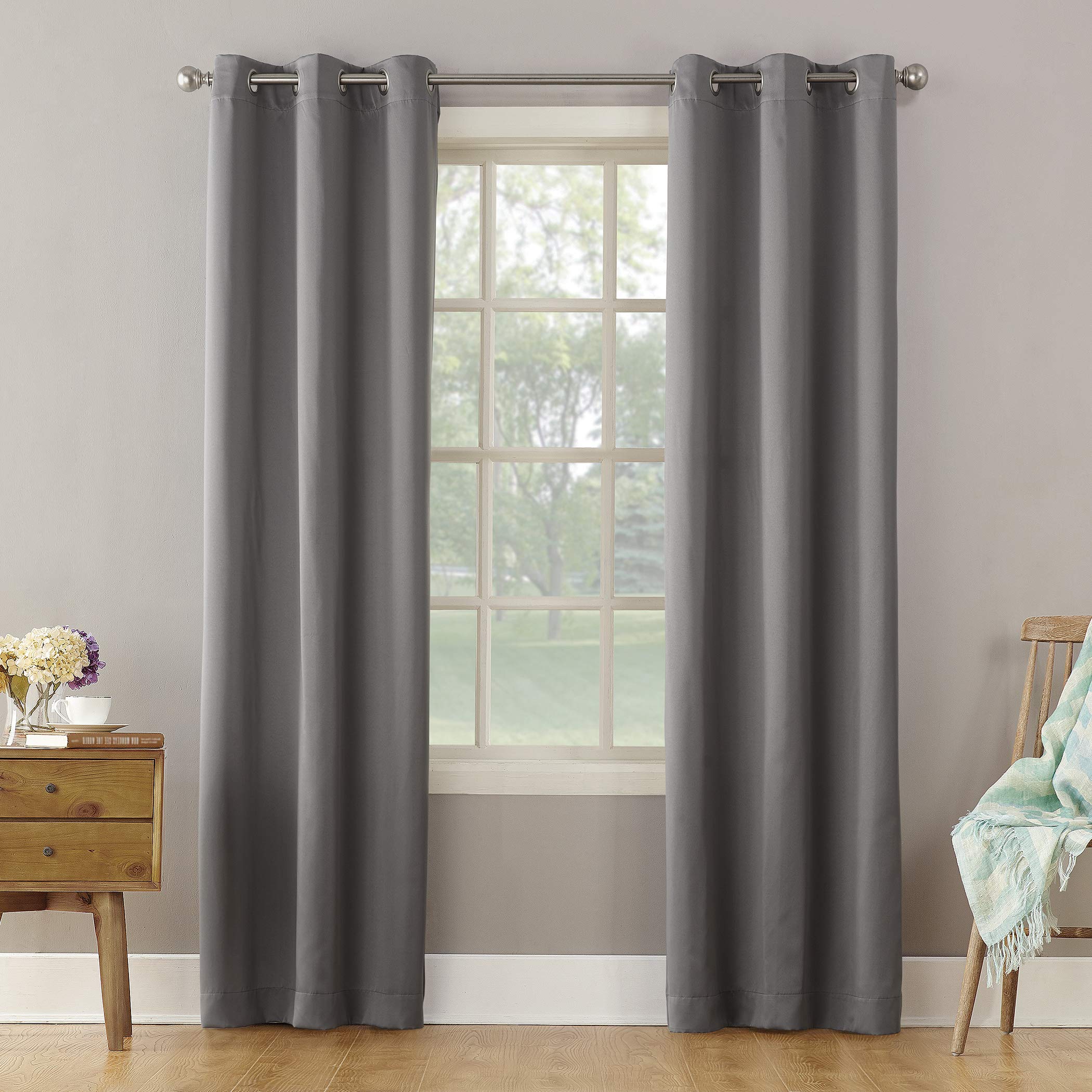 Sun Zero Becca Energy Efficient Grommet Curtain Panel, 40'' x 84'', Gray