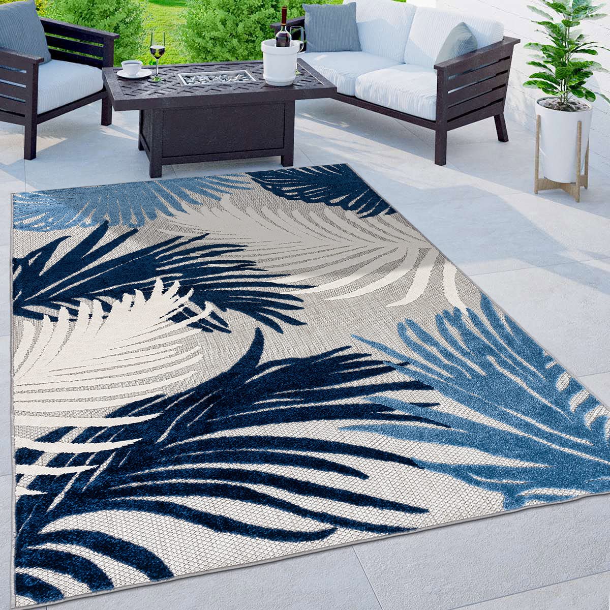 Rugshop Lucca Contemporary Floral Indoor/Outdoor Area Rug 7'10' X 10' Navy