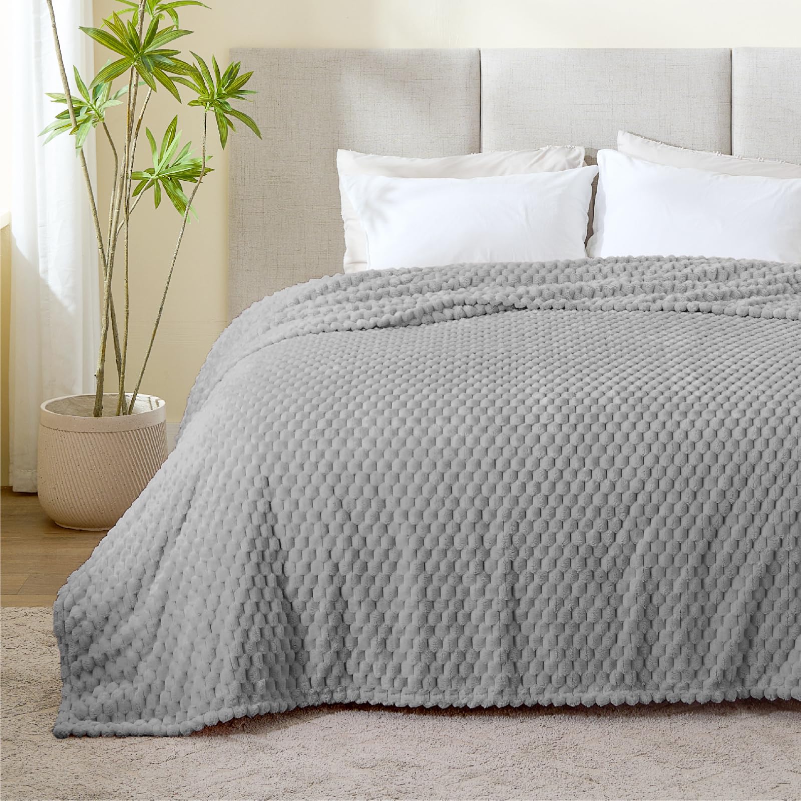 Bedelite Fleece Blanket, Large King Size Blanket For Bed, 3D Jacquard Decorative Grey Fuzzy Blanket, Soft And Cozy Warm Plush Fl