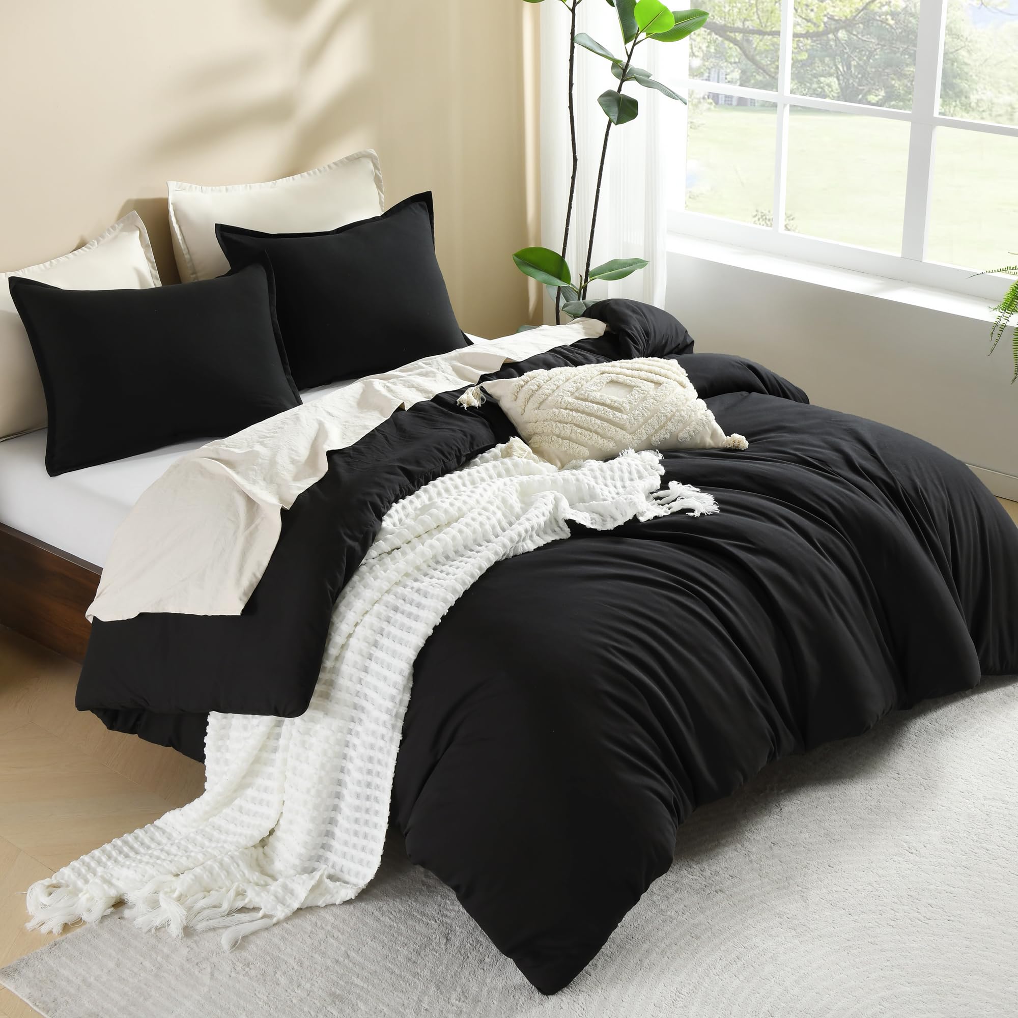 Litanika Comforters Black Oversized Queen Size, 3 Pieces Lightweight Solid Bedding Comforter Set, All Season Fluffy Bed Set (98X