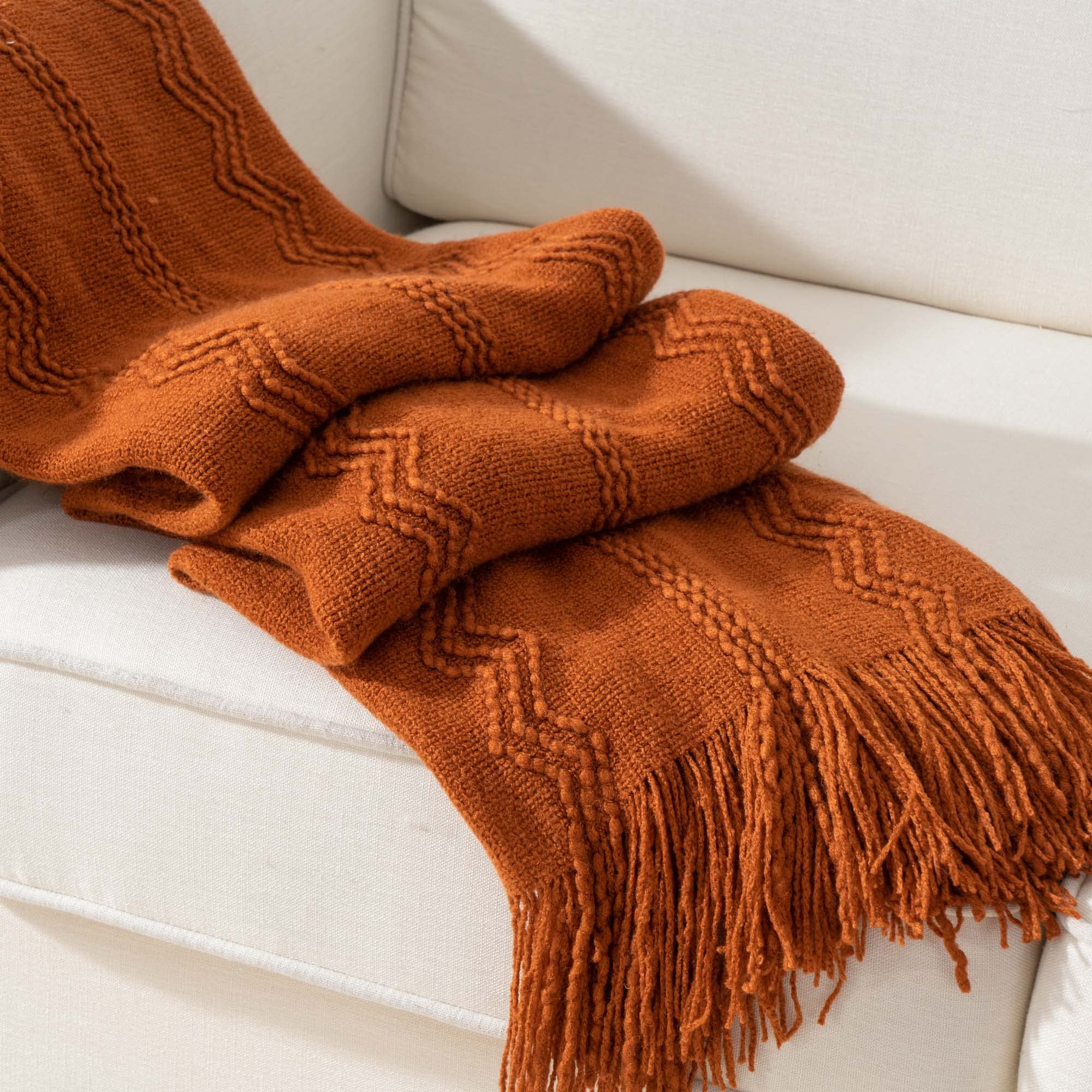 Battilo Home Caramel Throw Blanket For Couch, Orange Red Throw Blanket For Bed, Fall Decor Rust Red Fall Throw Blanket, Hallowee