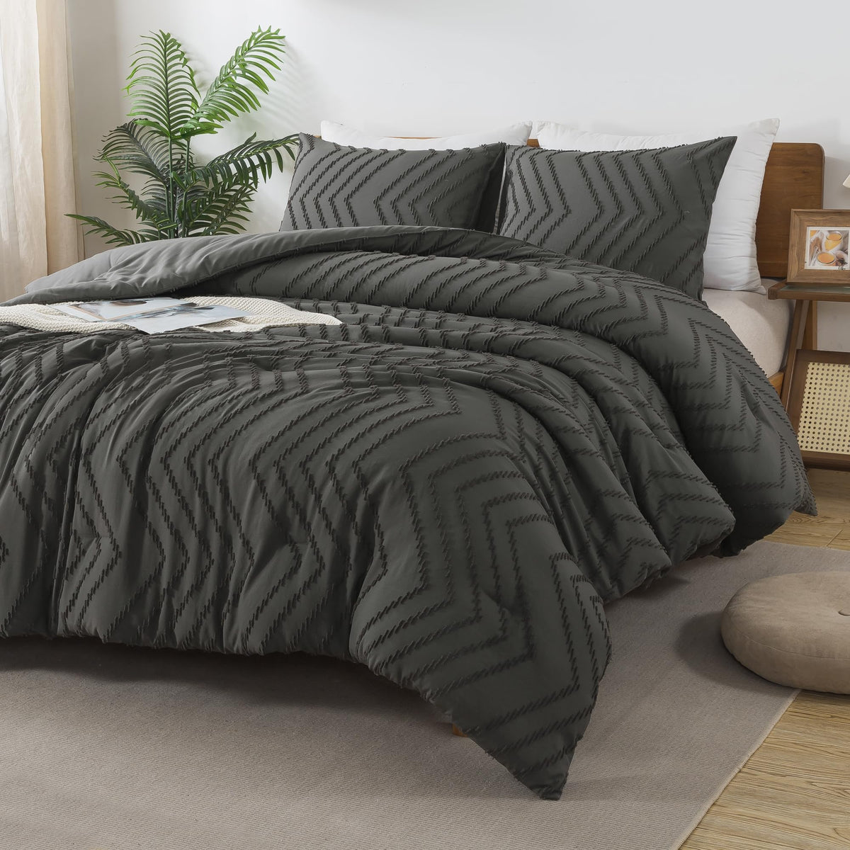 Andency Dark Grey Comforter Set Queen Size, Boho Soft Warm Tufted Bedding Comforter Sets For Queen Size Bed, 3 Pieces Aesthetic Chevron Farmhouse Cute Bohemian Textured Bed Set