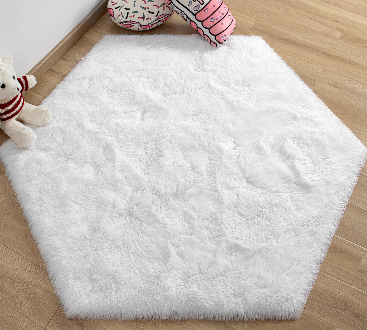 EVOIONOS White Hexagon Rug for Princess Tent, Fluffy Area Rug for Kids Room, 4x4.6 Feet Hexagon Rug for Girls Tent, Furry Soft N