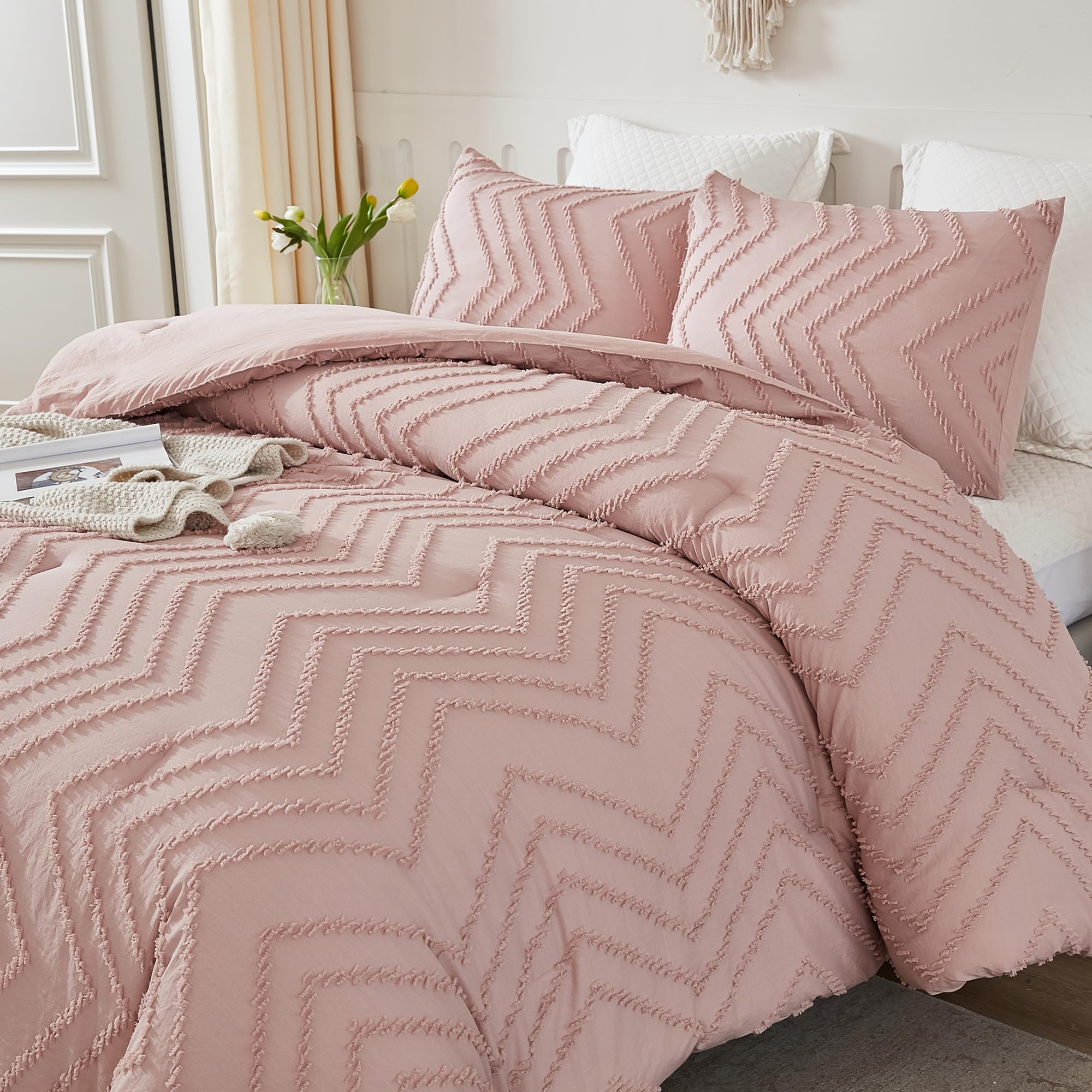 Litanika Blush Pink King Comforter Set, 3 Pieces Lightweight Tufted Bedding Sets, Down Alternative Comforter Fluffy Bed Set Gift