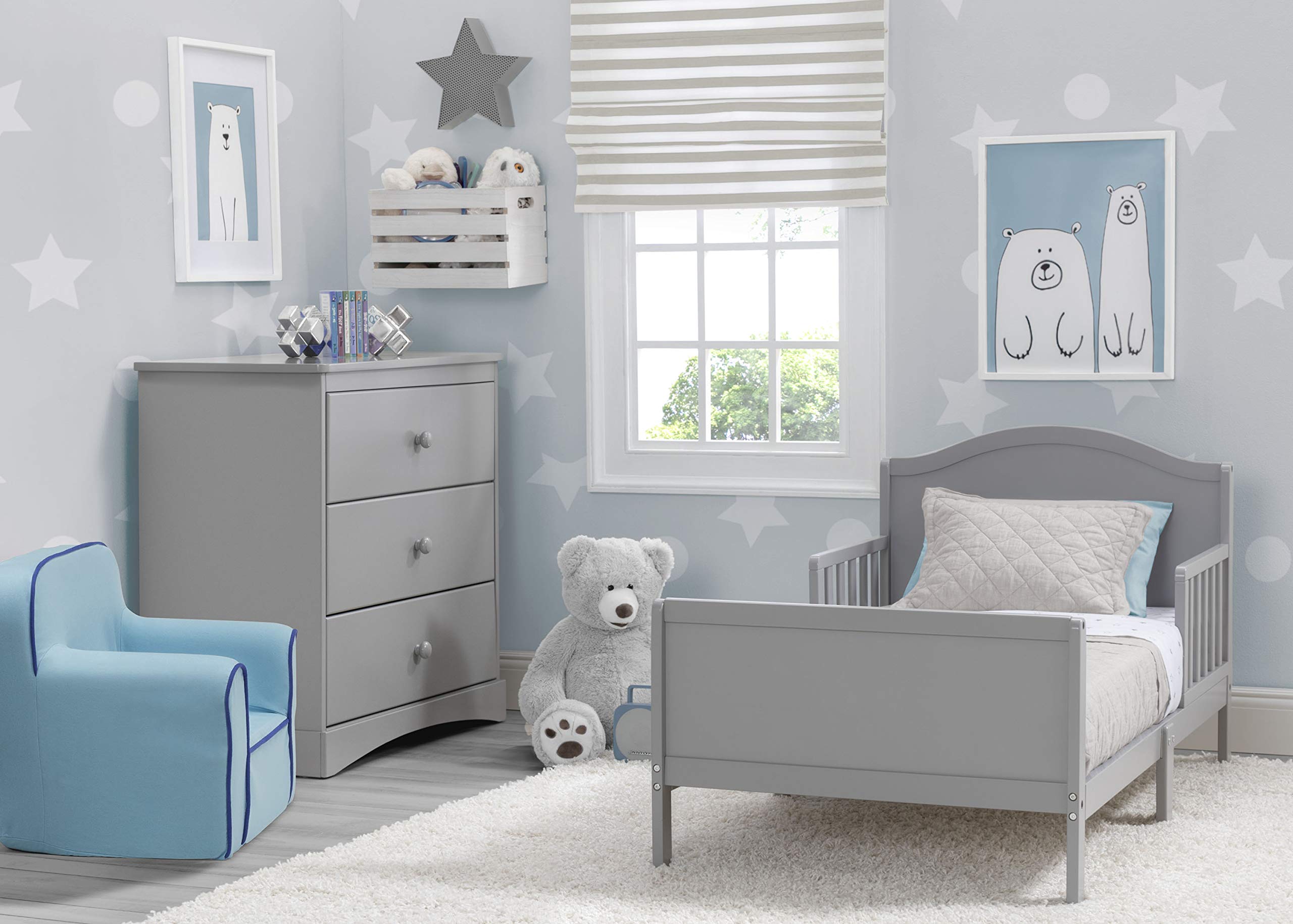 Delta Children Bennett Wood Toddler Bed - Greenguard Gold Certified, Grey