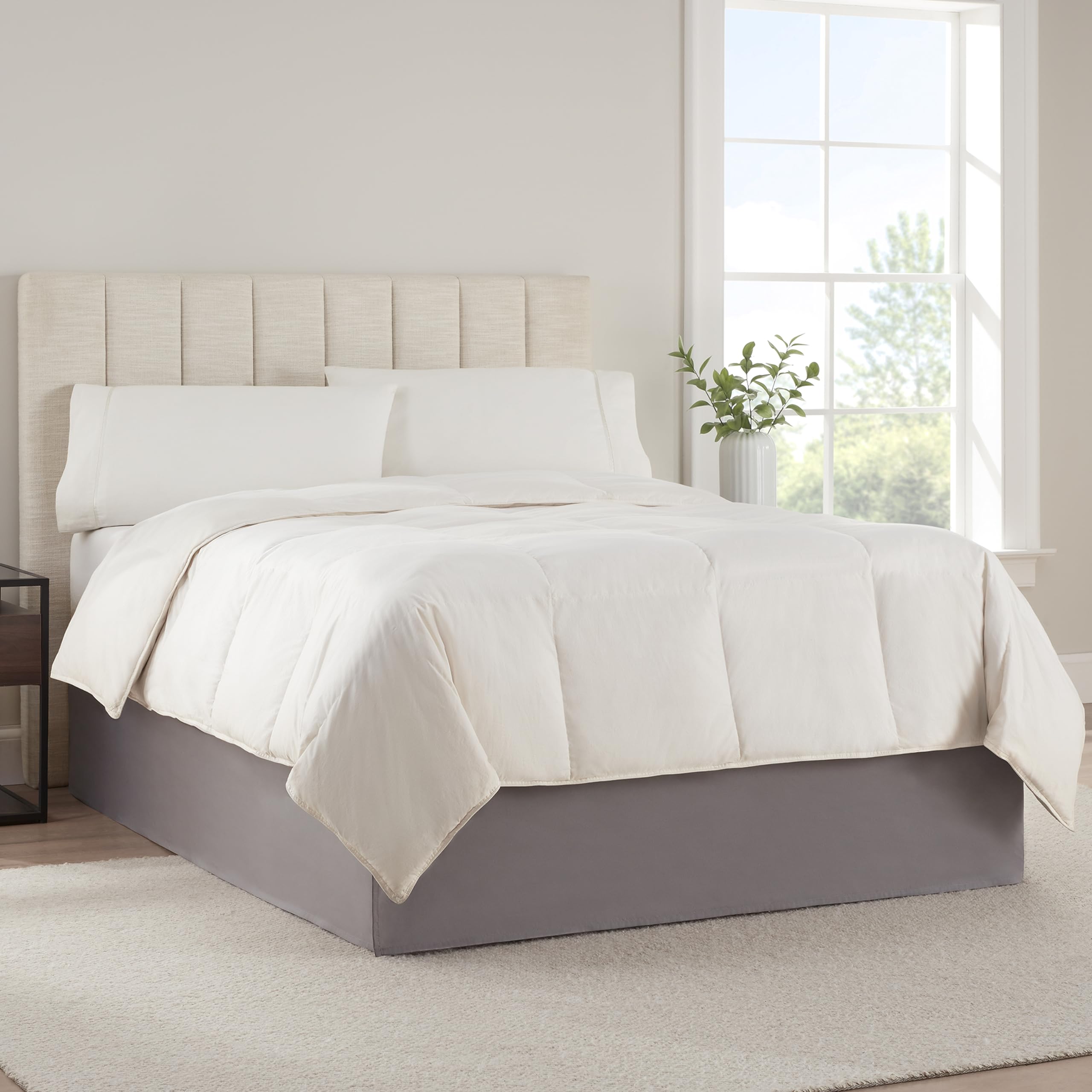 Serta Modern Solid Bed Skirt, Hotel Quality Dust Ruffle With 13 Inch Drop, Machine Washable, King, Dark Grey