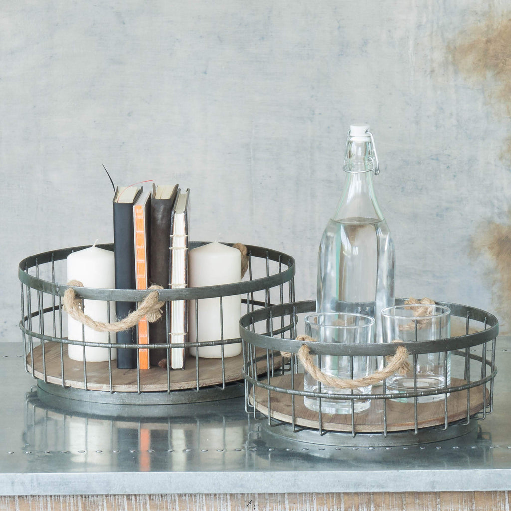 Stonebriar 2Pc Round Stackable Metal Wire And Wood Basket Set With Rope Handles, Rustic Decor For Home Storage, Decorative Servi