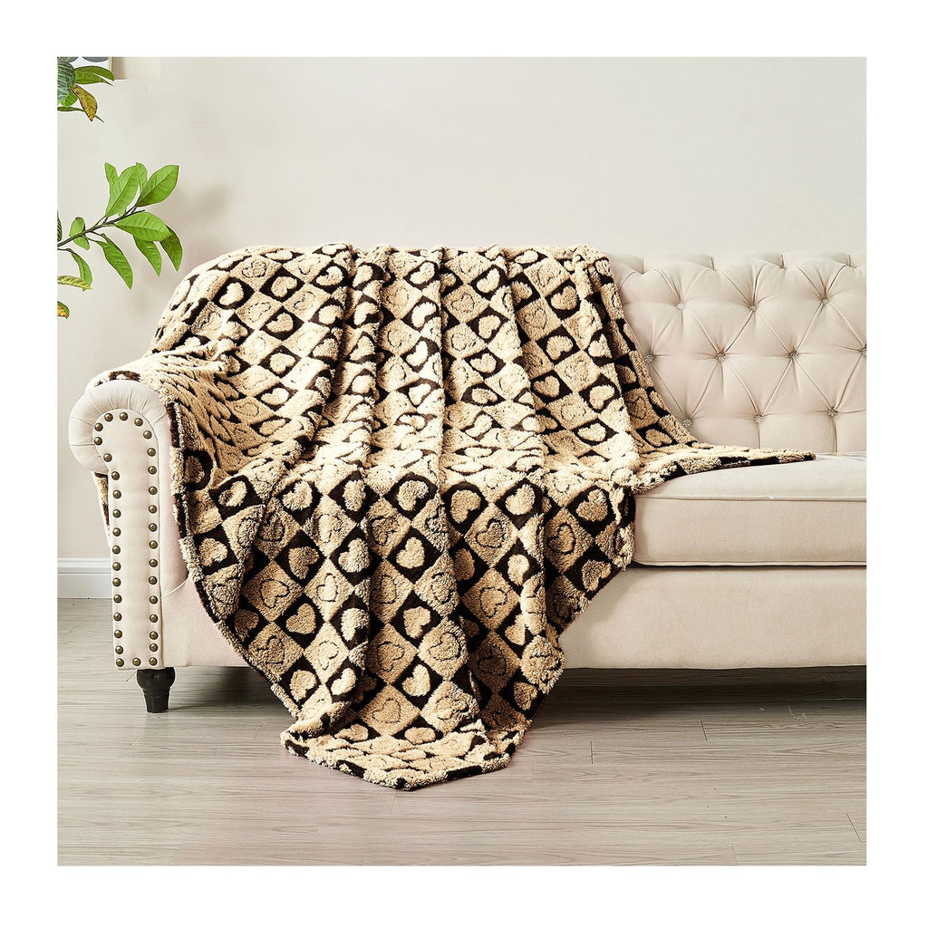 FY FIBER HOUSE Throw Blankets with Heart Checkered,Soft Warm Blankets for Lover Mom Father Gifts,Washable Lightweight Fuzzy Blan
