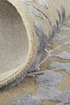 HomeRoots 512552 8 x 10 ft. Tan Silver & Gray Wool Floral Hand Tufted Handmade Rectangle Area Rug