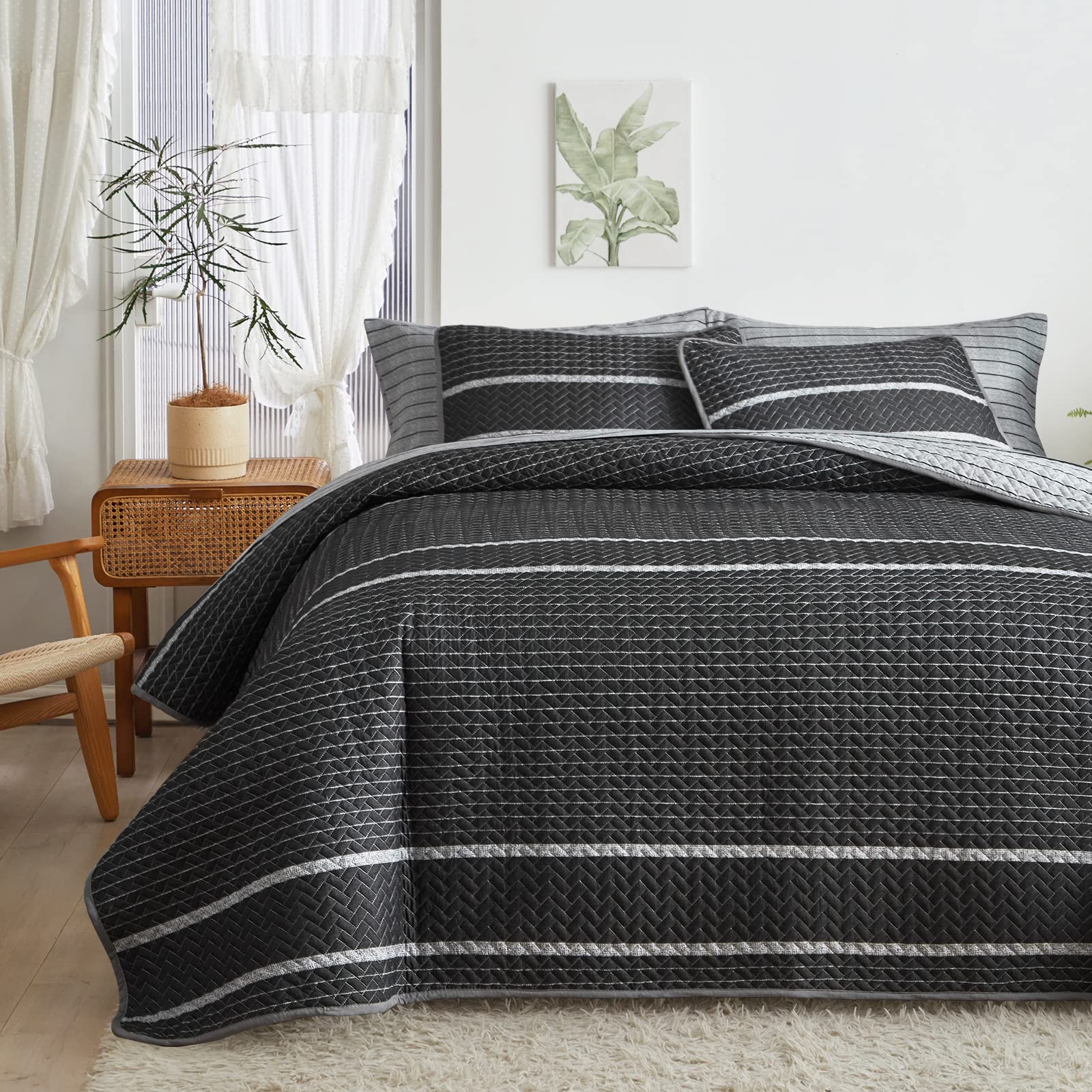 Flysheep Dark Grey Boho Quilt Set Full Queen Size, 3 Pcs White Striped On Gray Reversible Bedspread, Brushed Microfiber Coverlet