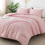 Litanika Pink Queen Size Comforter Sets, 3 Pieces Lightweight Chevron Tufted Bedding Comforter Set, Fluffy Down Alternative Comf