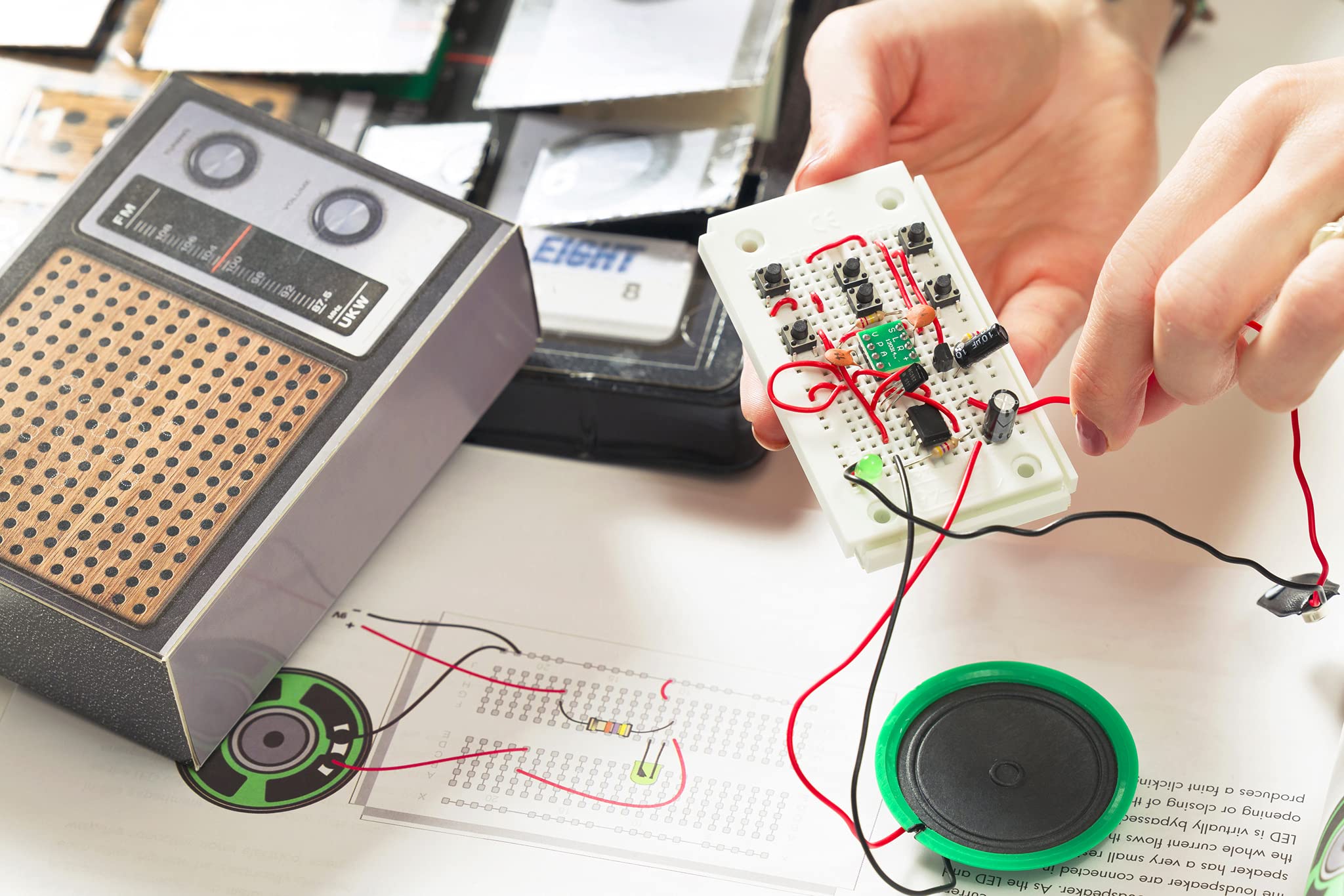 Eight Innovation Retro Radio Advent Calendar
