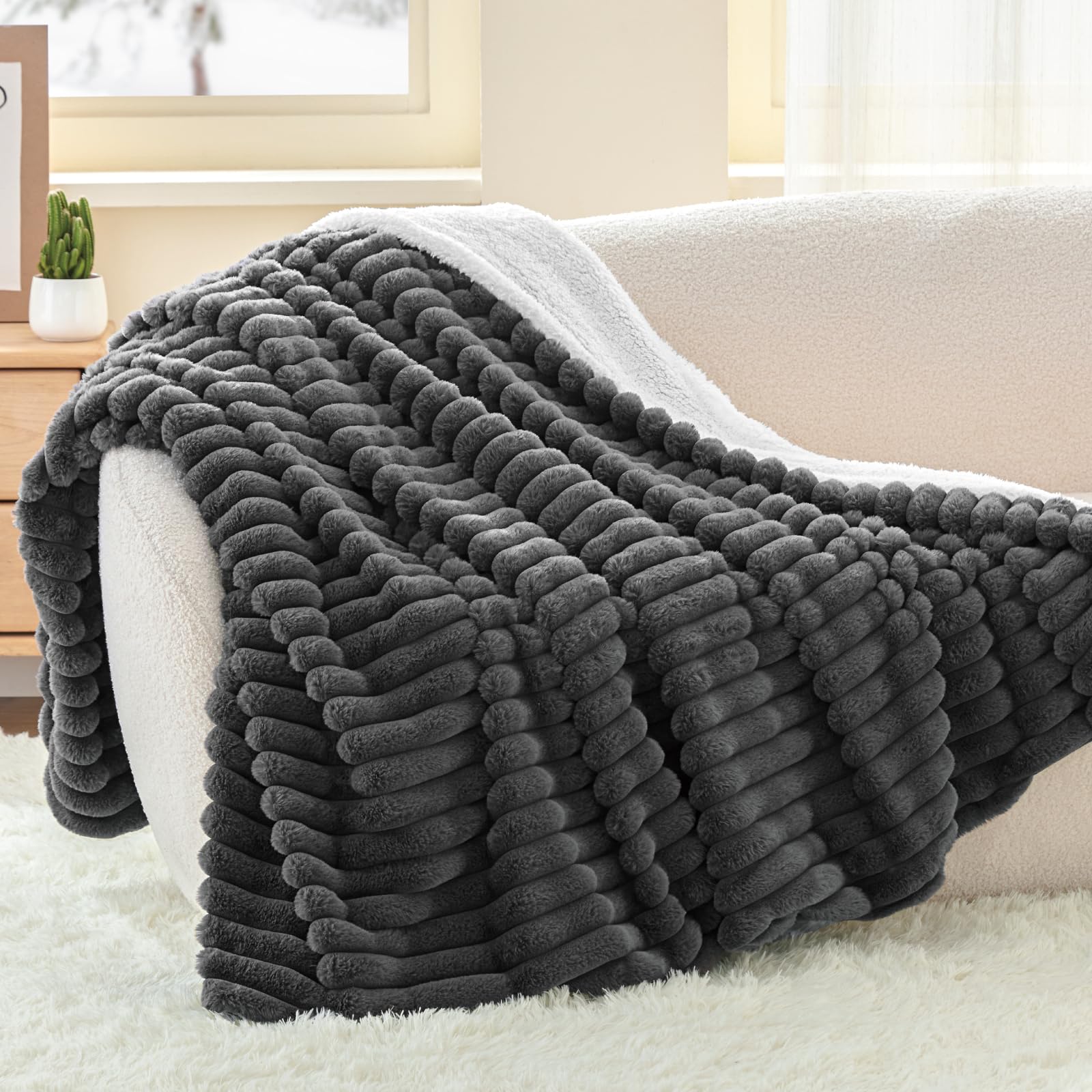 Infiixso Sherpa Throw Blanket For Couch - Super Soft & Warm Striped Fleece Blanket, Cozy Plush Fluffy Blanket All Season Use (Gr