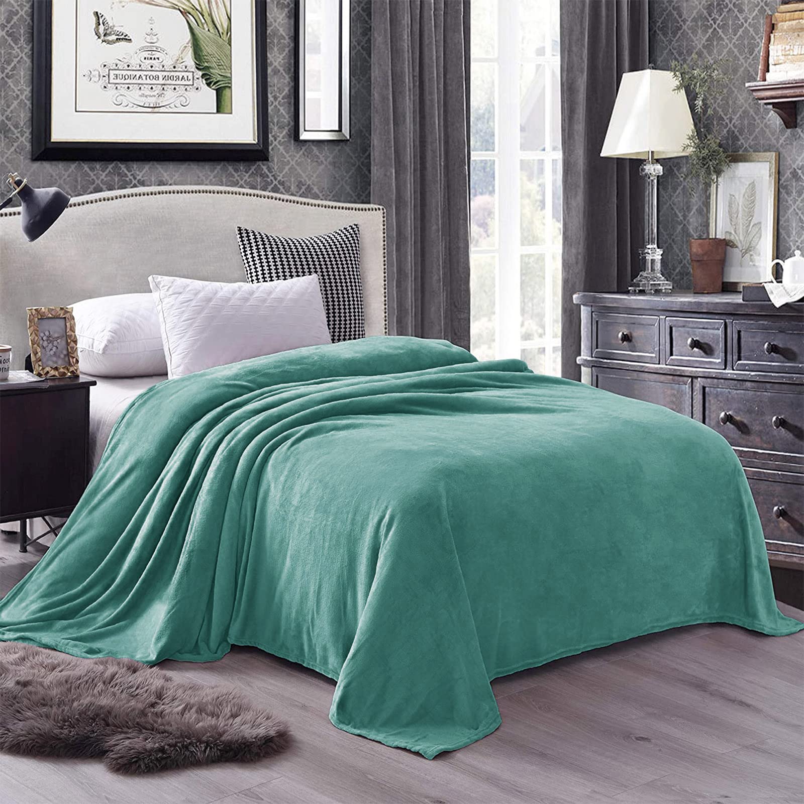 Exclusivo Mezcla Queen Size Flannel Fleece Velvet Plush Bed Blanket As Bedspread, Coverlet, Bed Cover (90X90 Inches, Celadon) So