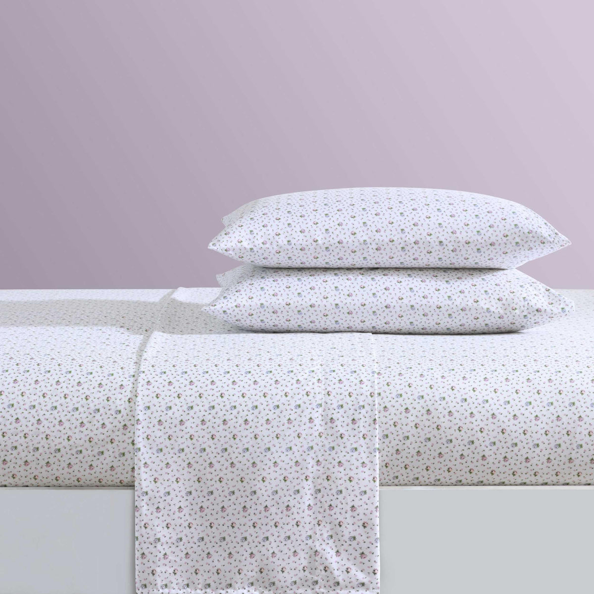 Betsey Johnson - Twin Bed Sheets, Soft & Lightweight Bedding, Fade & Wrinkle Resistant (Pretty Floral Ditsy Purple, Twin)
