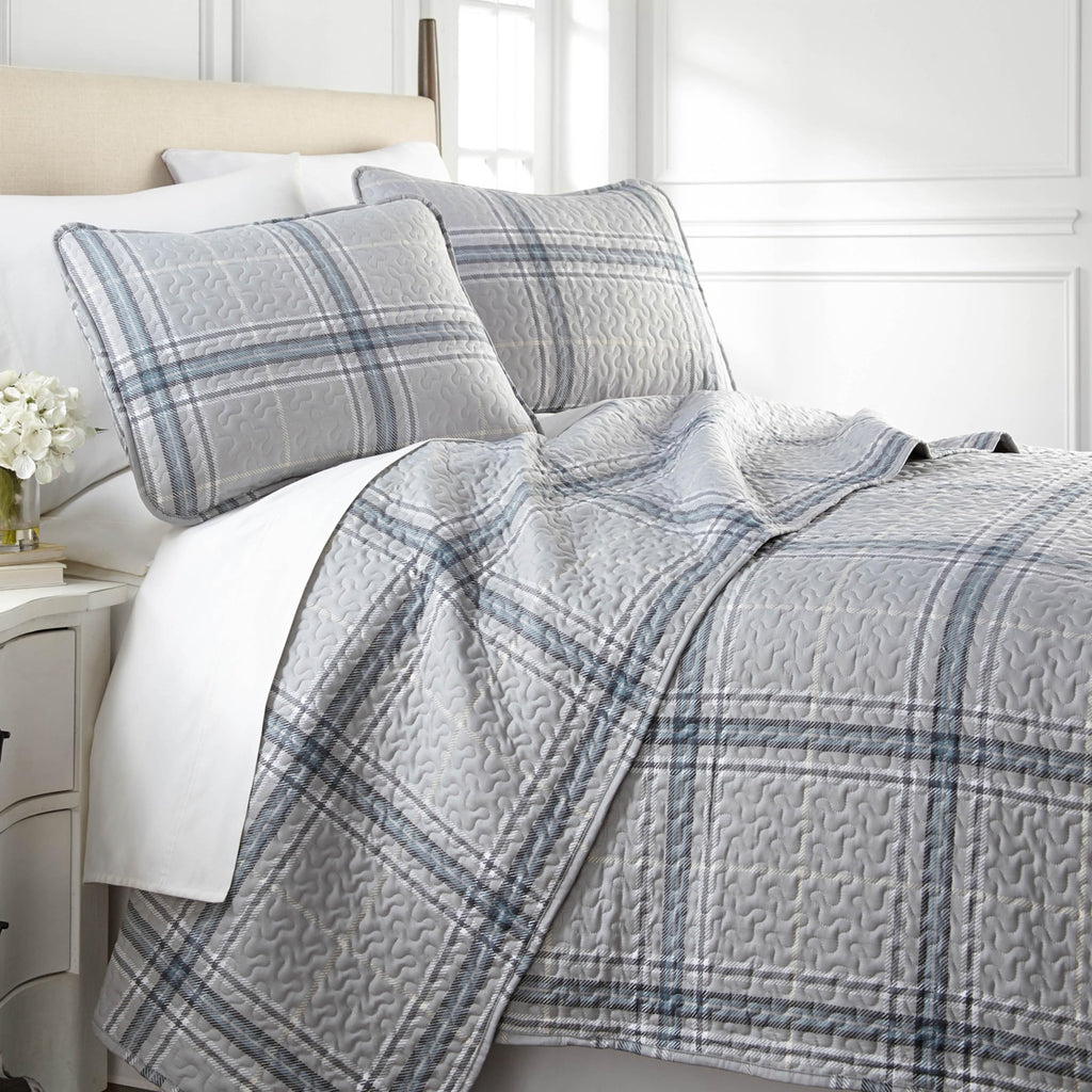 Southshore Fine Living, Inc. Oversized Queen Quilt Bedding Set, 3-Piece, Full Or Queen Size Plaid Quilt With 2 Shams, Microfiber