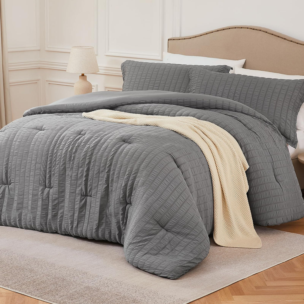 Quataly Grey Full Comforter Set - 3 Pieces Seersucker Lightweight Bedding Comforter Sets (1 Soft Fluffy Comforter & 2 Pillowcase