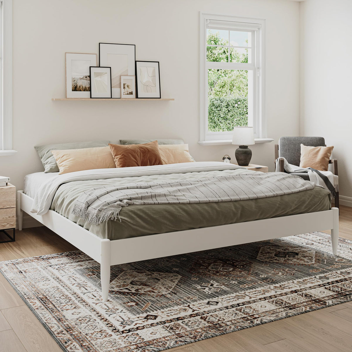 Afi, Pasadena 14 Inch  King Wood Mid Century Modern Low Profile Platform Bed, White